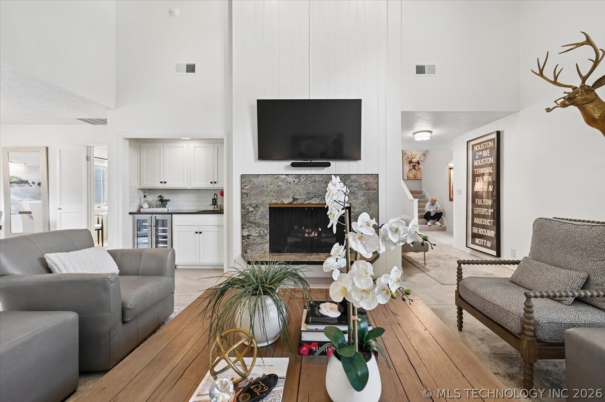 3813 E 64th Place Tulsa OK 74136