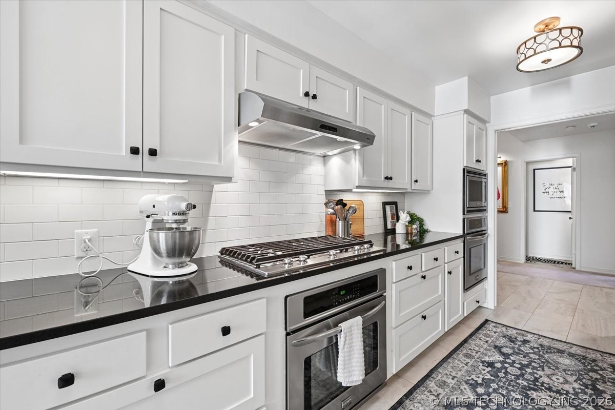 3813 E 64th Place Tulsa OK 74136