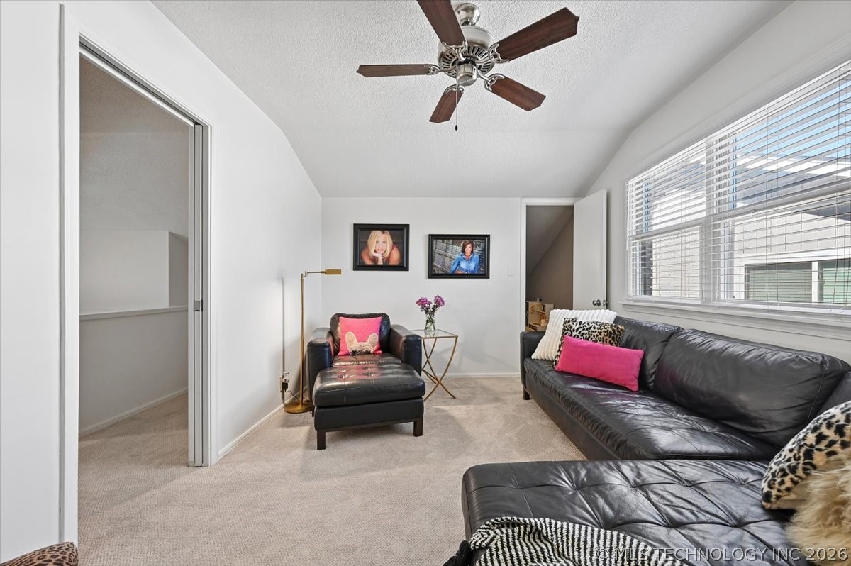 3813 E 64th Place Tulsa OK 74136
