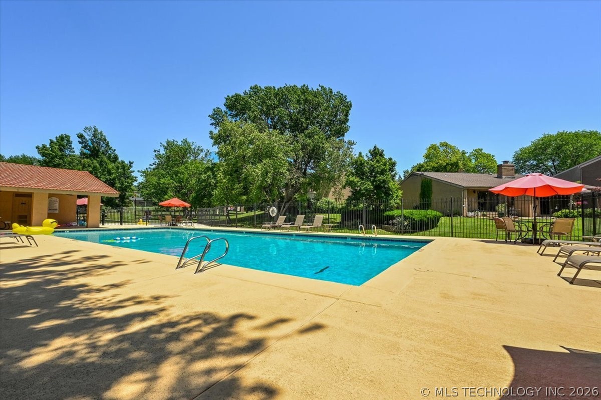 3813 E 64th Place Tulsa OK 74136