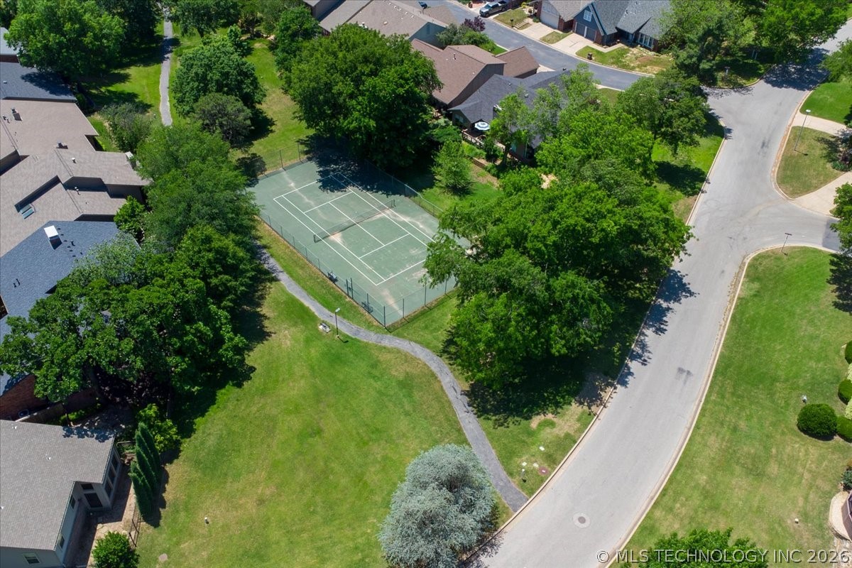3813 E 64th Place Tulsa OK 74136