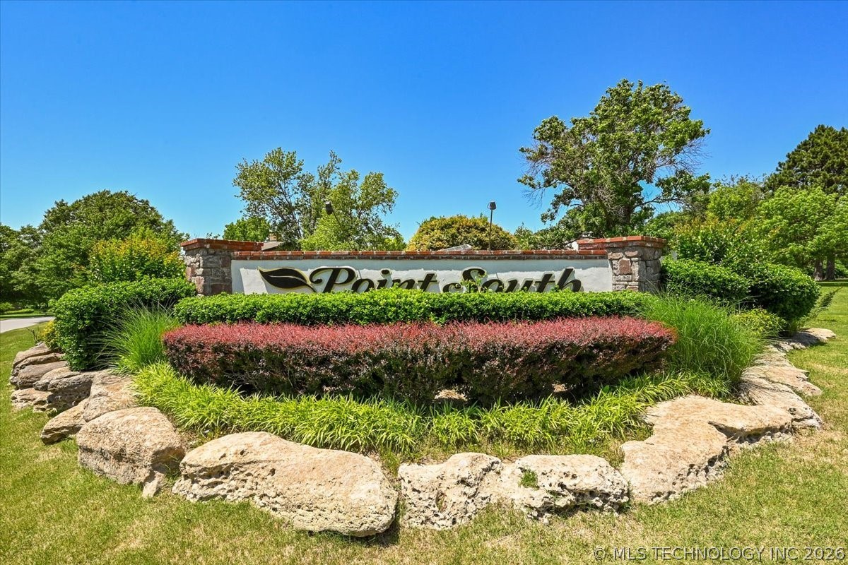 3813 E 64th Place Tulsa OK 74136