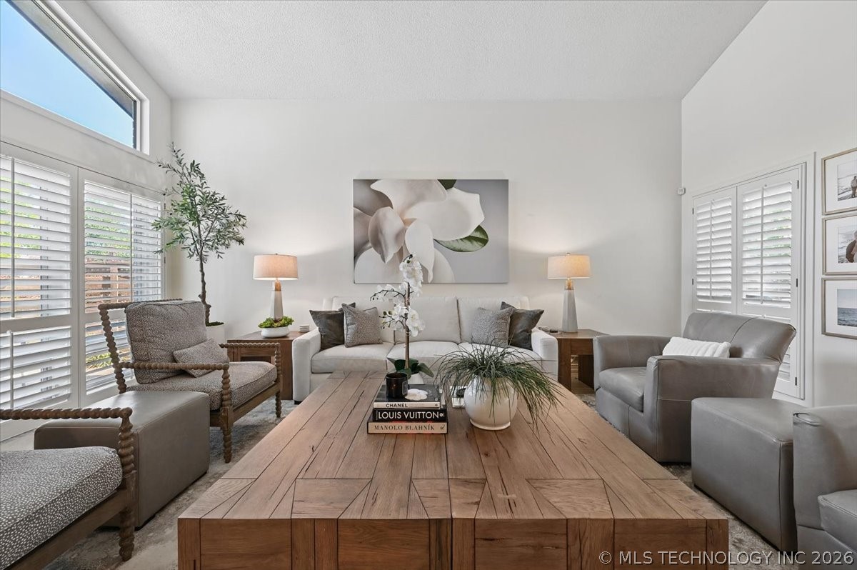 3813 E 64th Place Tulsa OK 74136