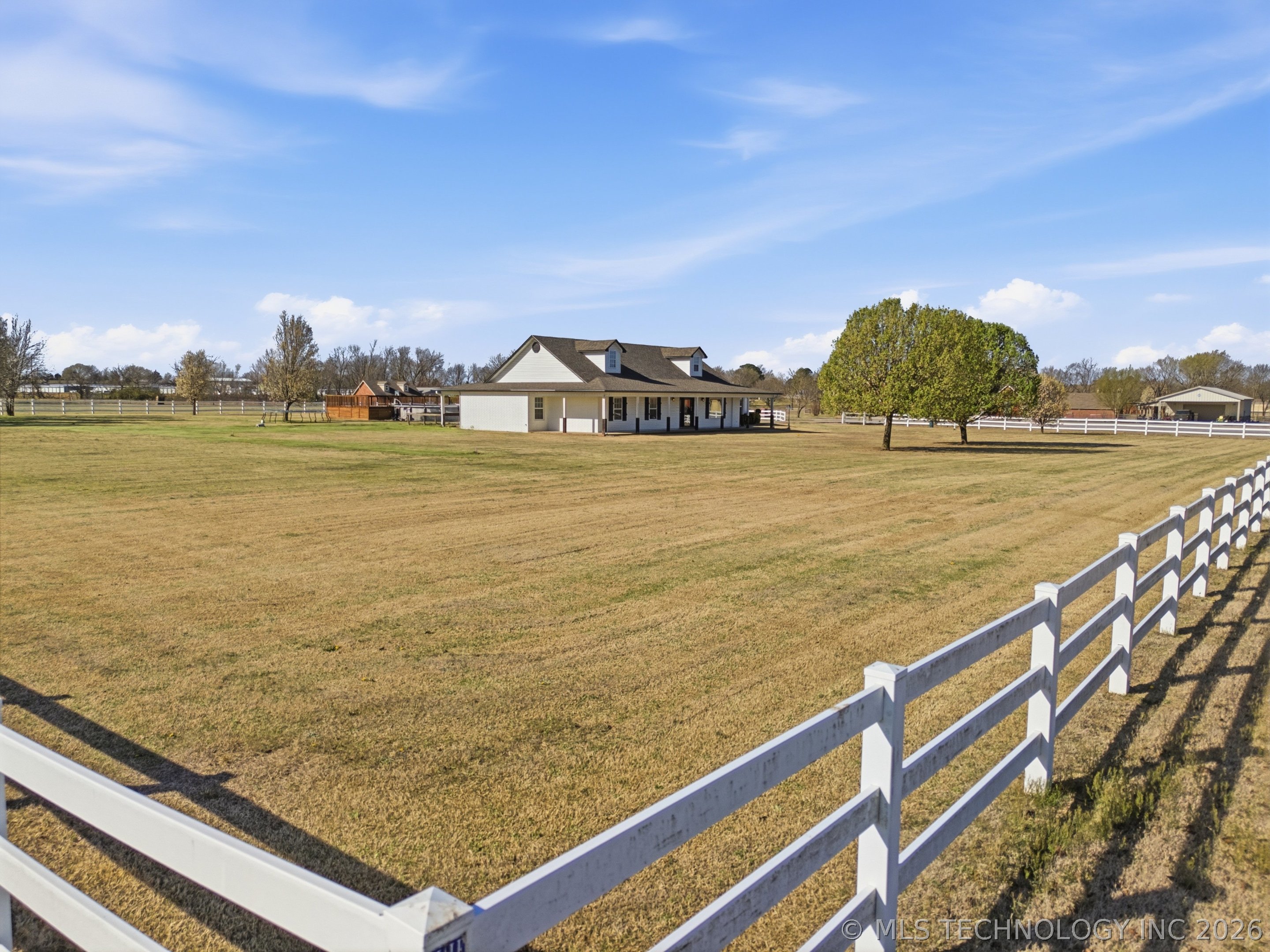 16921 Elm Lane Morris OK 74445