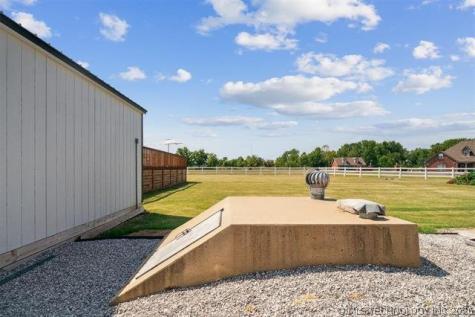 16921 Elm Lane Morris OK 74445