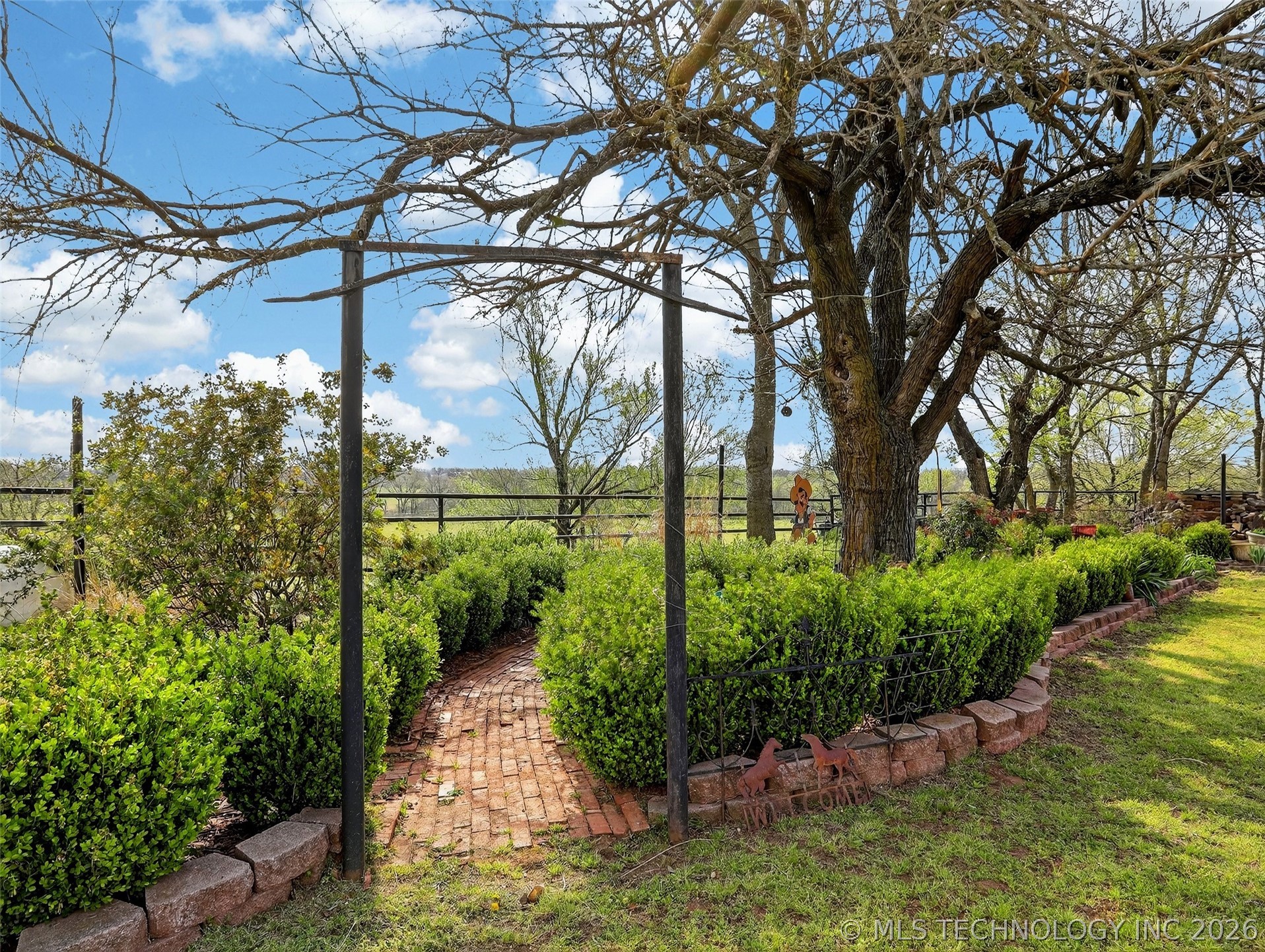 21185 E Highway 9 Keota OK 74941