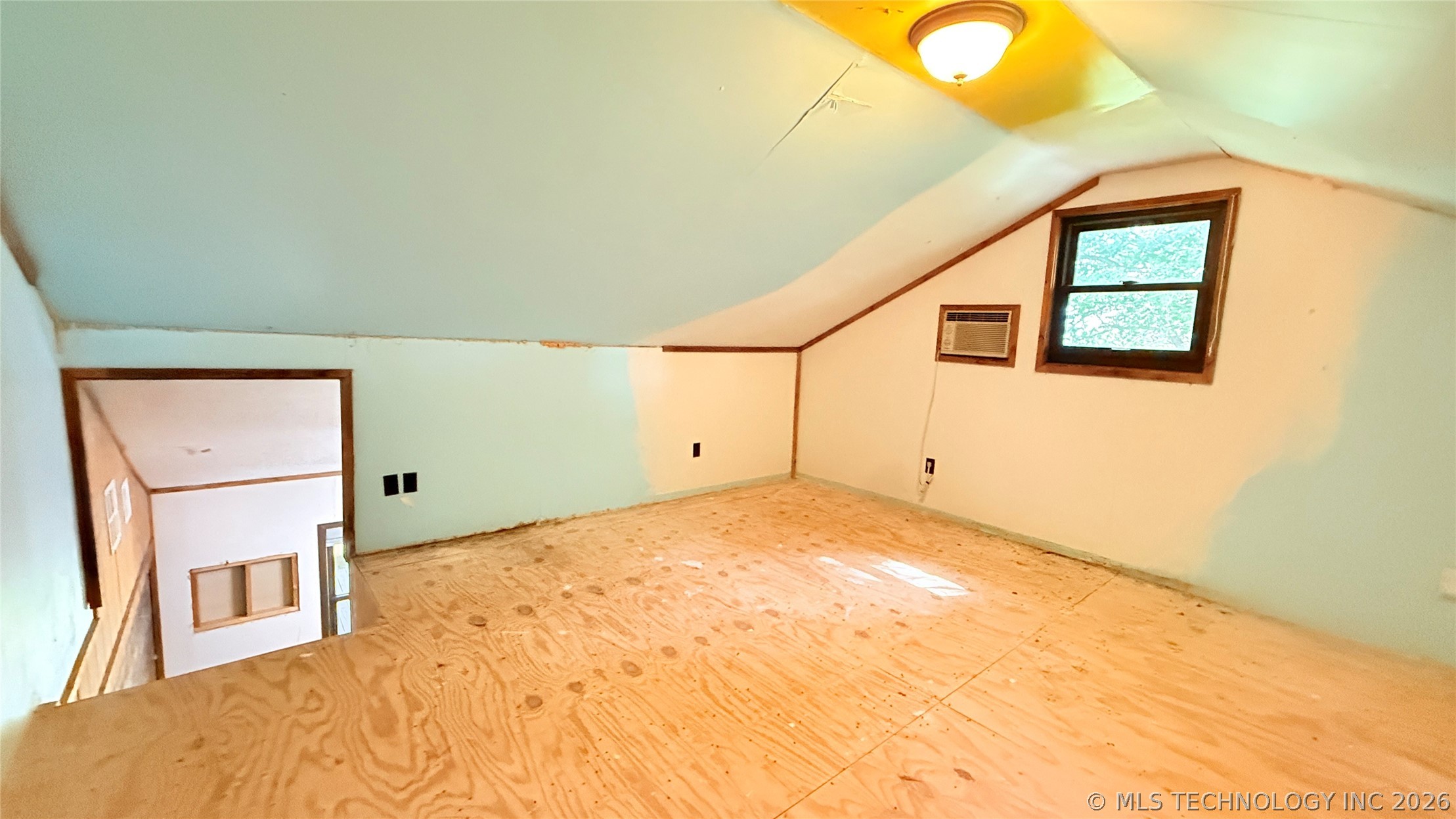 13745 E 223rd Street S Webbers Falls OK 74470
