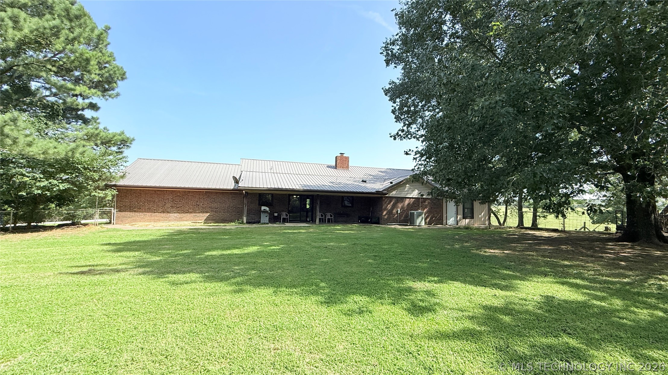 13745 E 223rd Street S Webbers Falls OK 74470