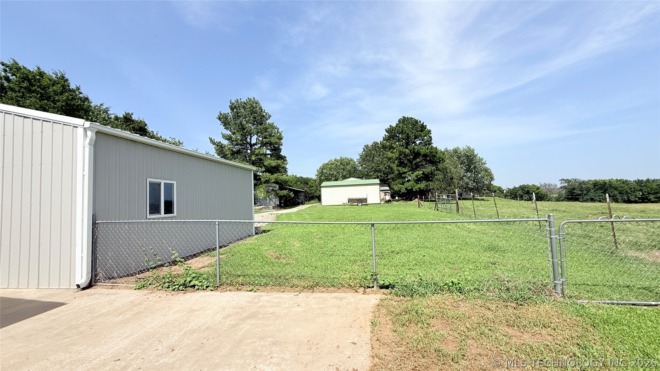 13745 E 223rd Street S Webbers Falls OK 74470