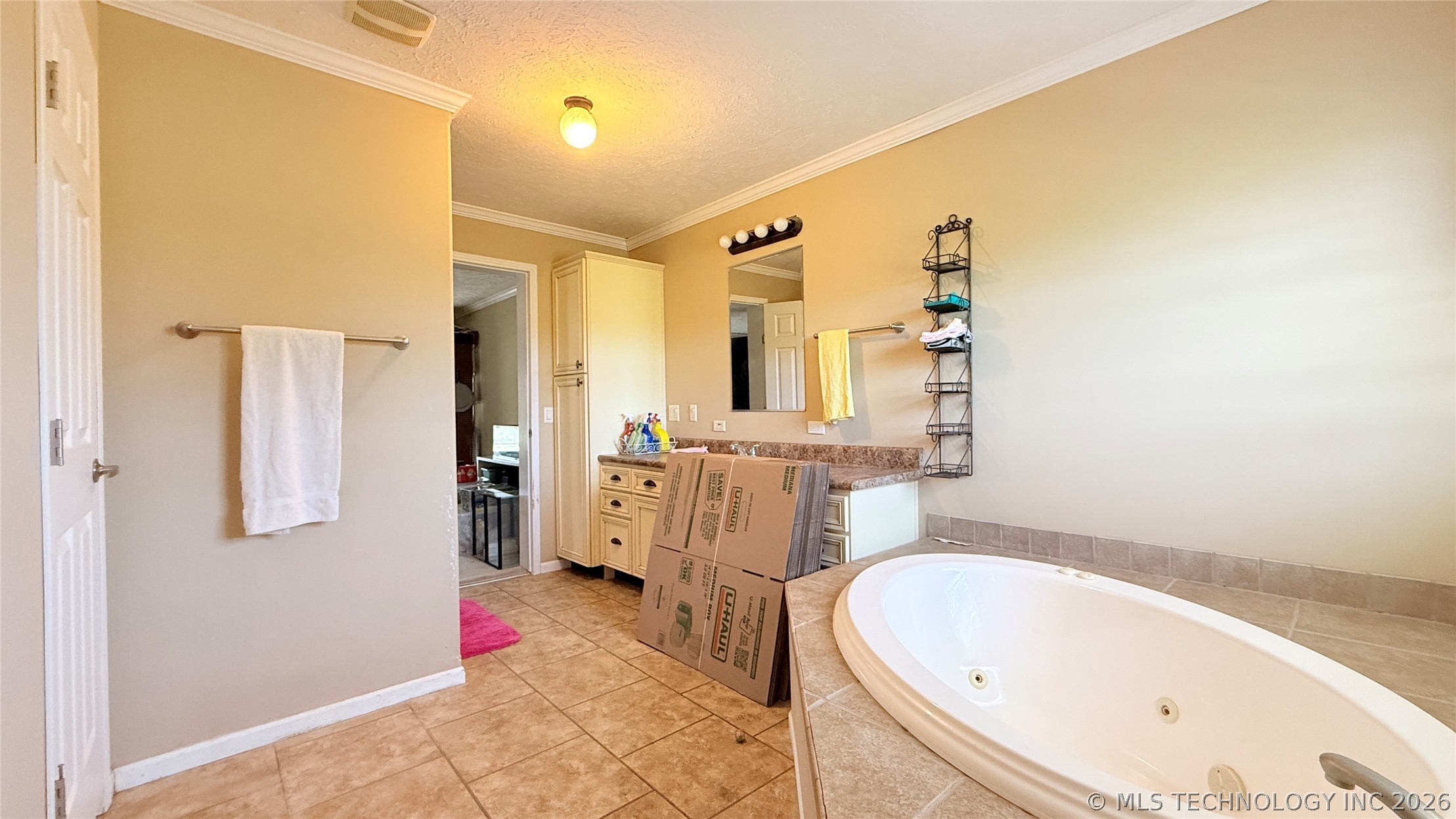 13745 E 223rd Street S Webbers Falls OK 74470