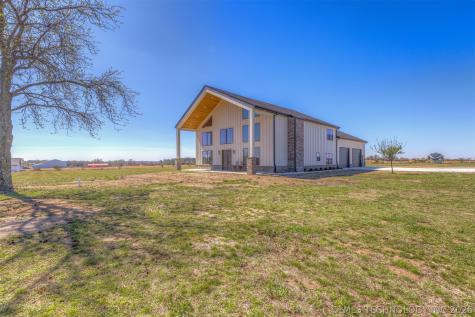13917 State Highway 82 Tahlequah OK 74464