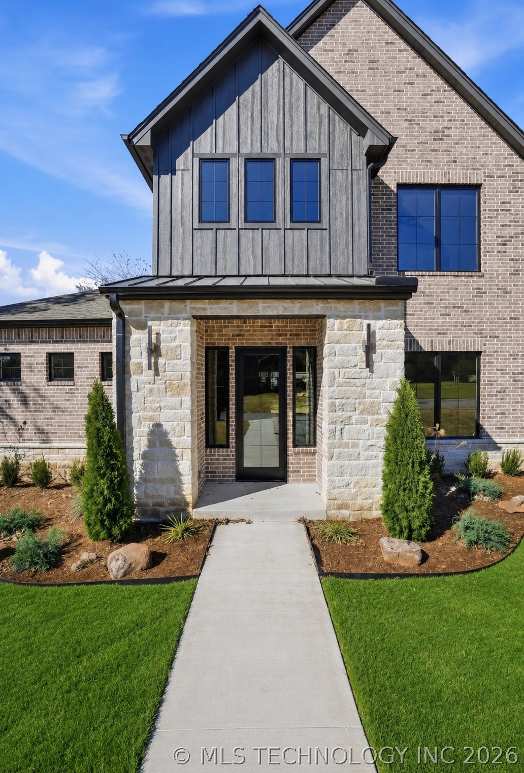 1937 S Surrey Court Bartlesville OK 74006