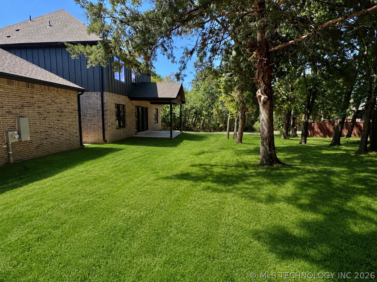1937 S Surrey Court Bartlesville OK 74006