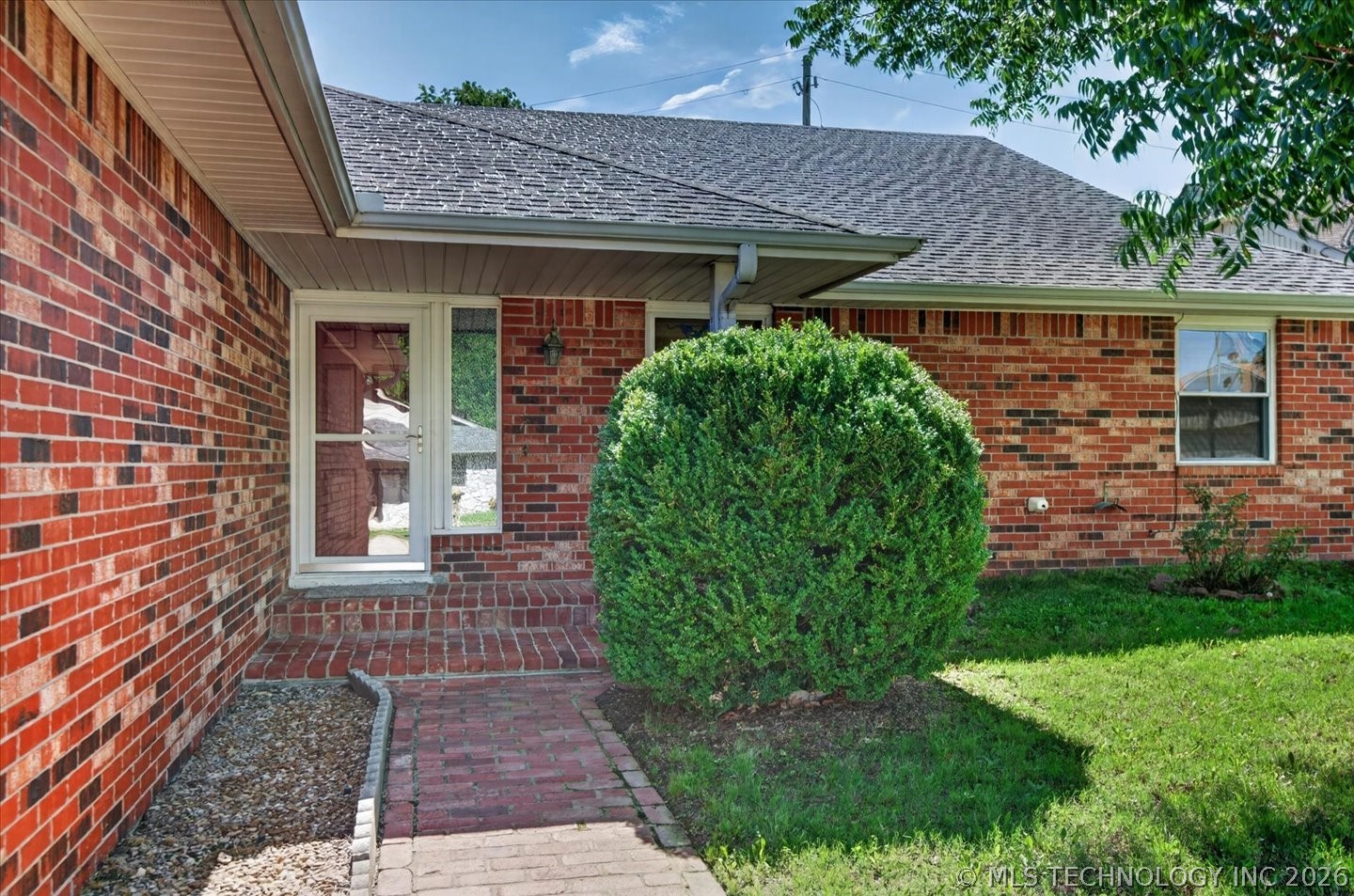 118 Canterbury Court Bartlesville OK 74006