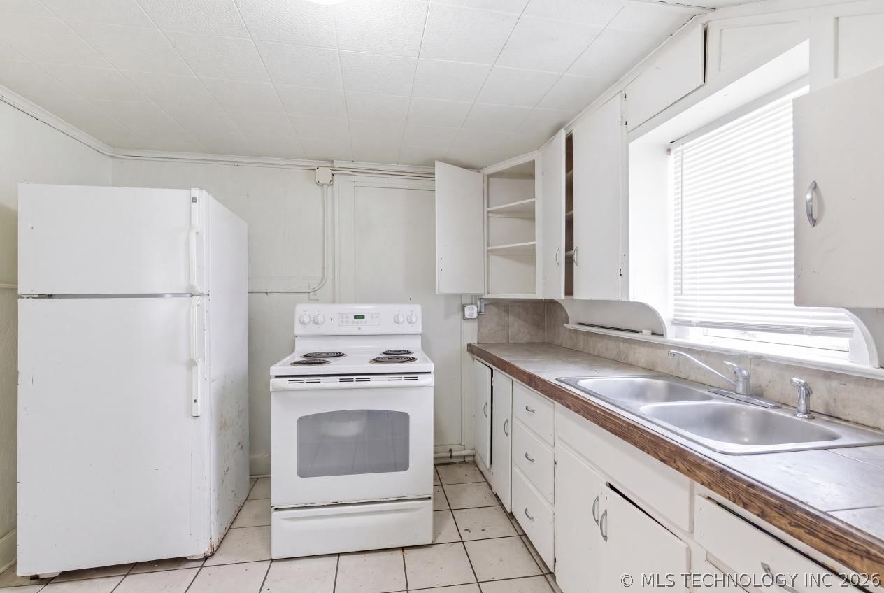 1011 E 14th Ada OK 74820