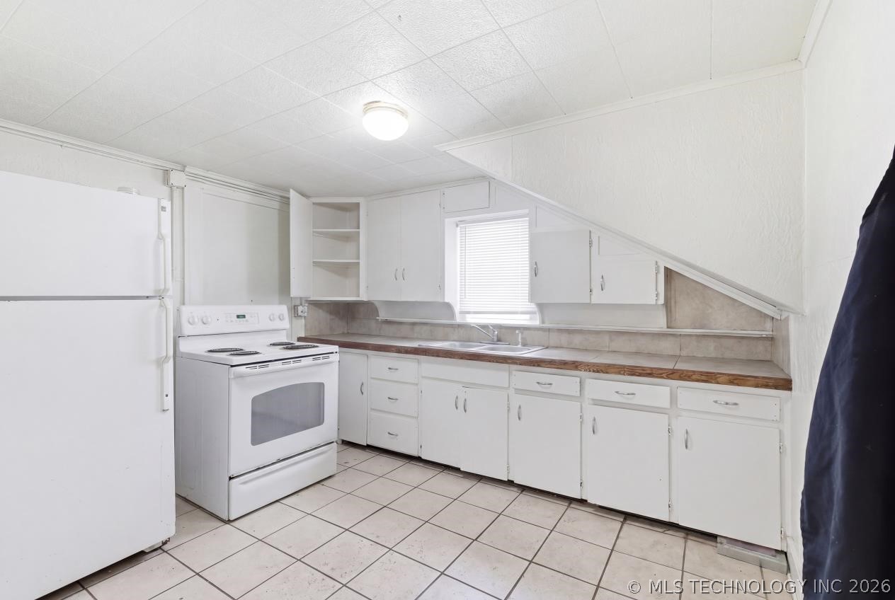 1011 E 14th Ada OK 74820