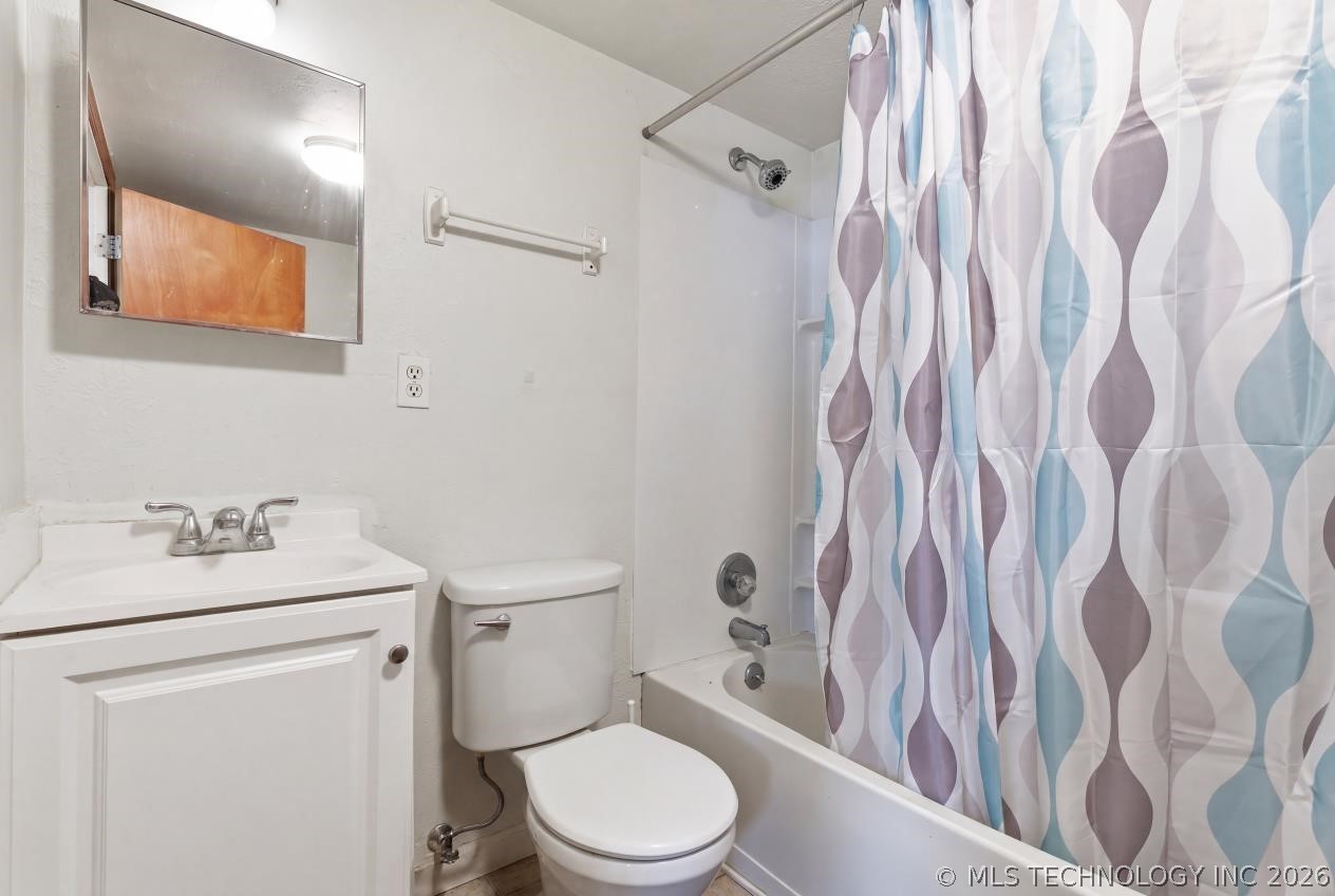 1011 E 14th Ada OK 74820