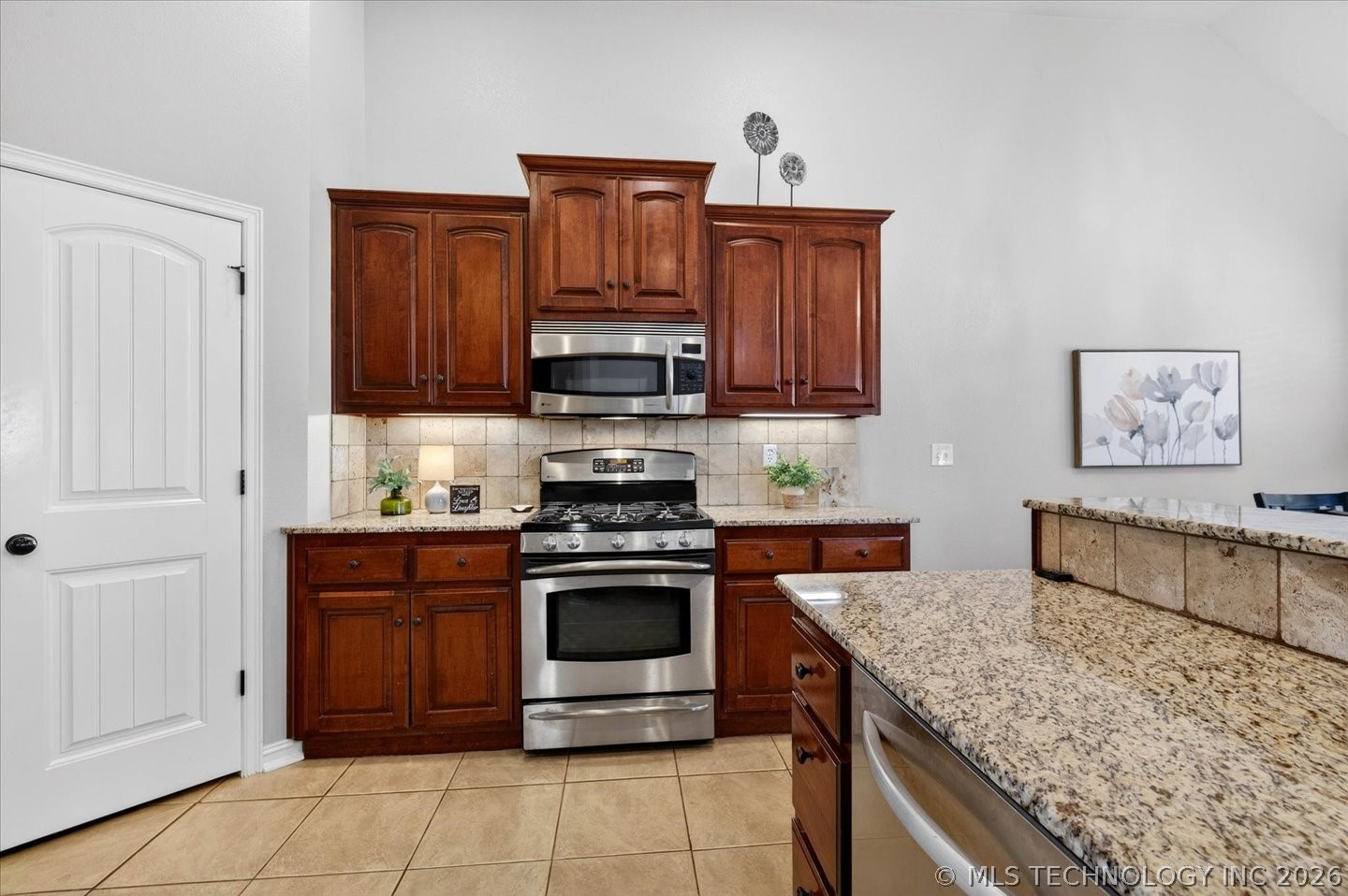1916 Barnett Place Bartlesville OK 74006