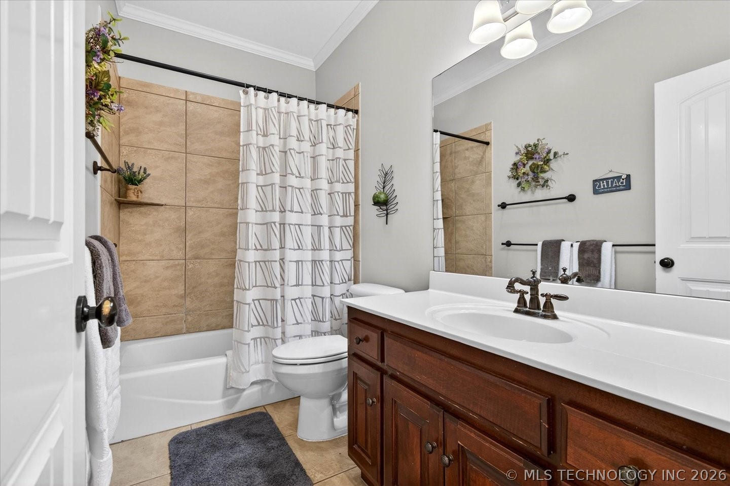 1916 Barnett Place Bartlesville OK 74006