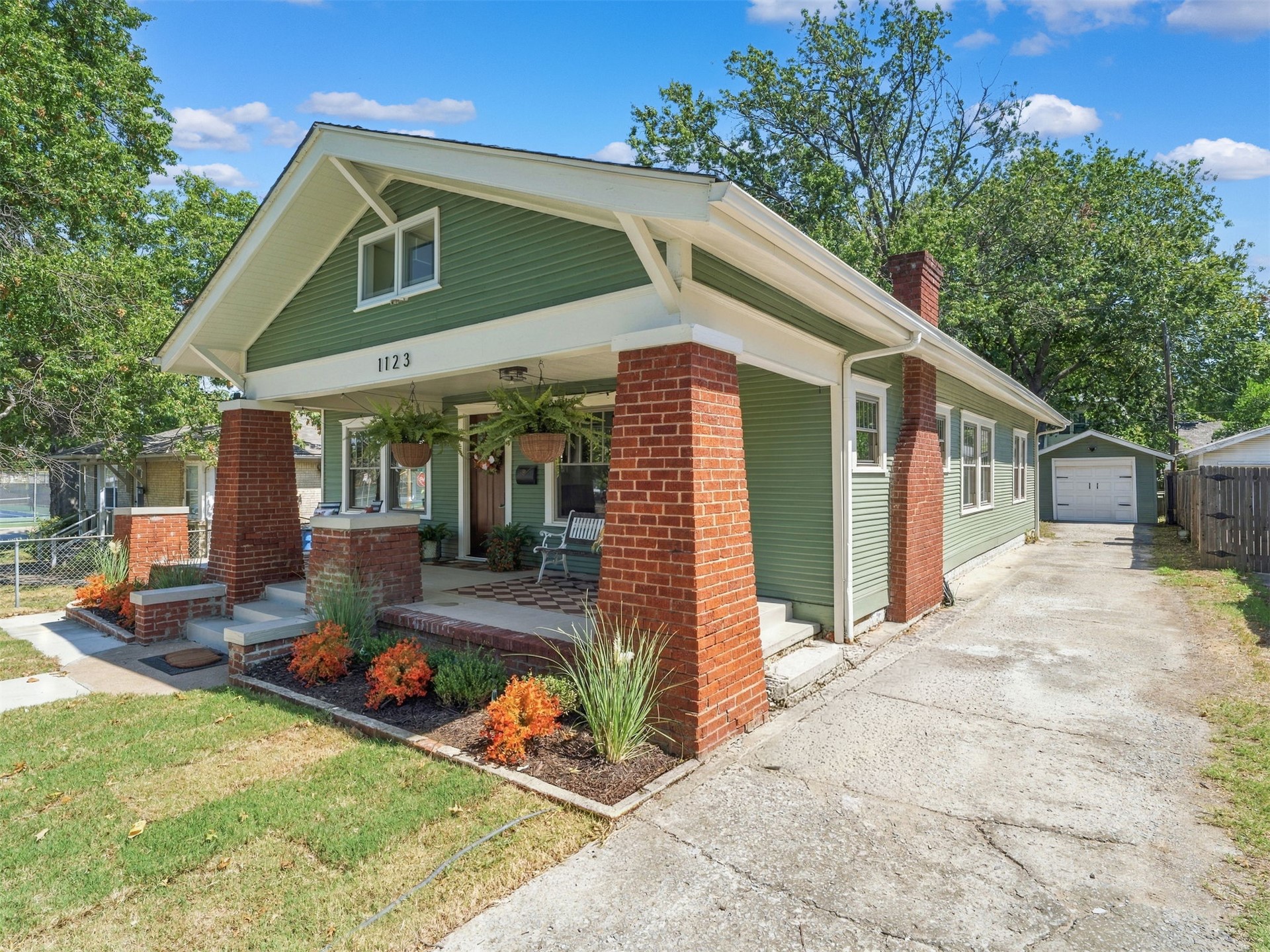 1123 S Newport Avenue Tulsa OK 74120
