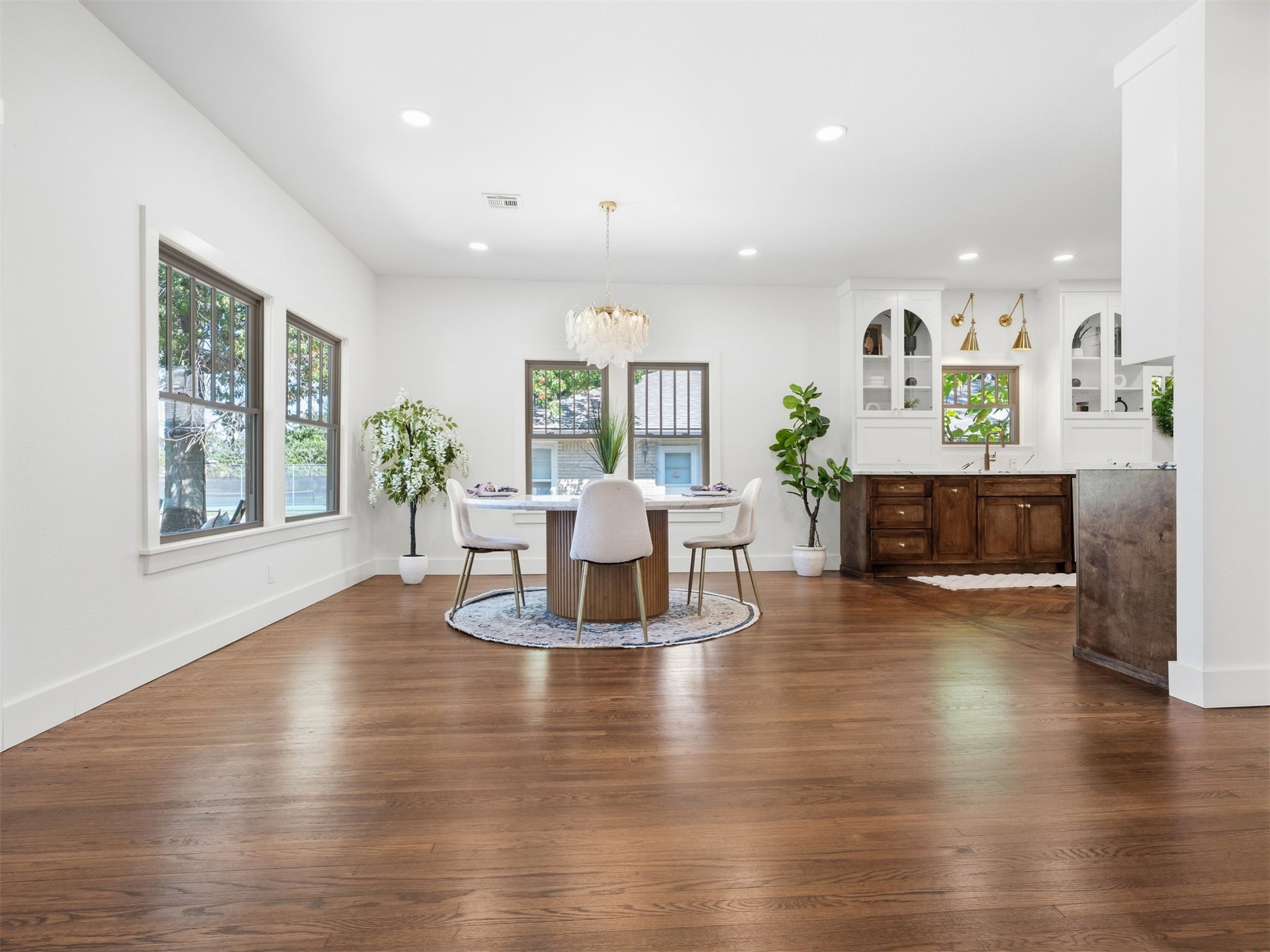 1123 S Newport Avenue Tulsa OK 74120
