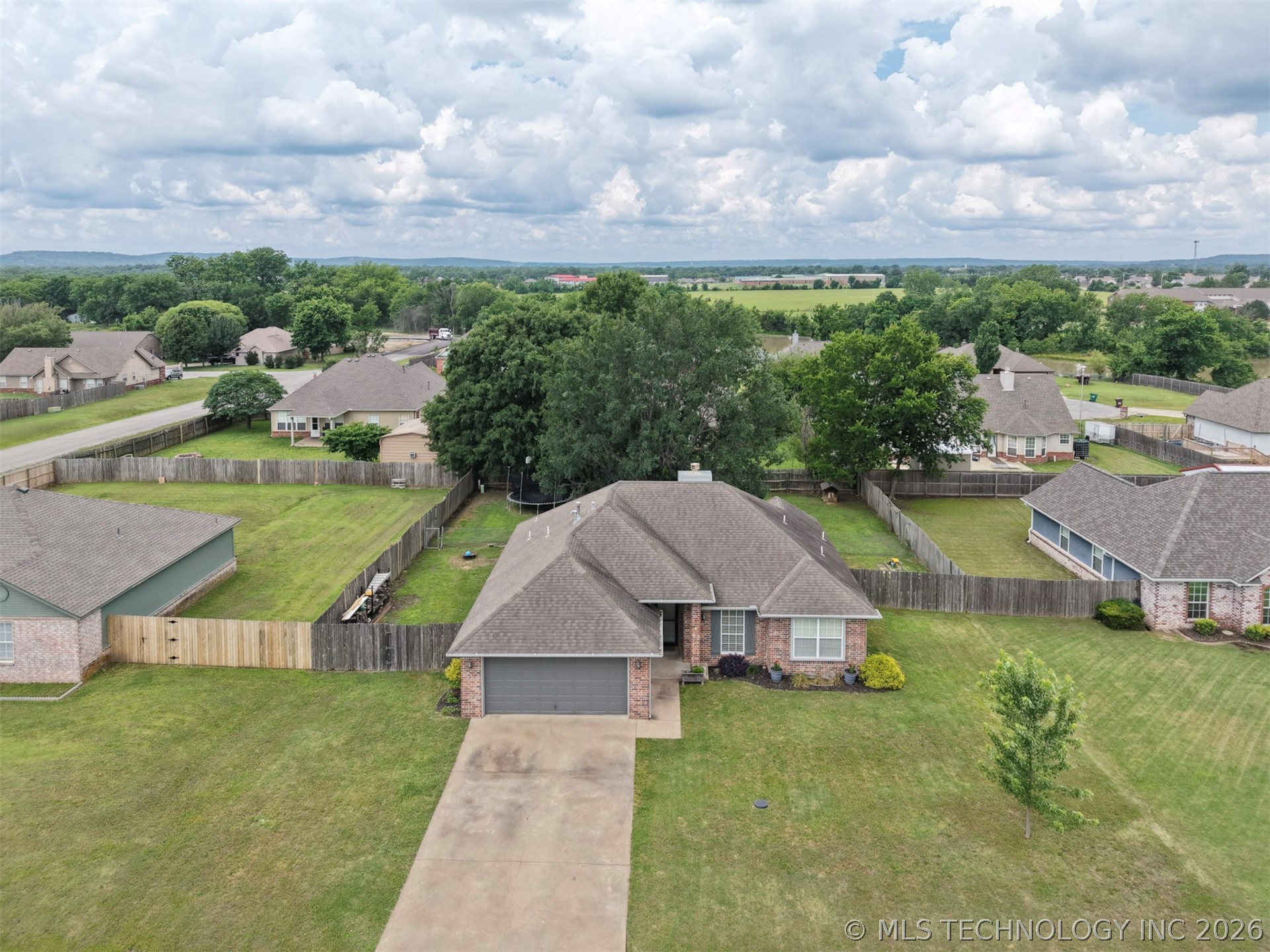 1108 S Mockingbird Lane Skiatook OK 74070