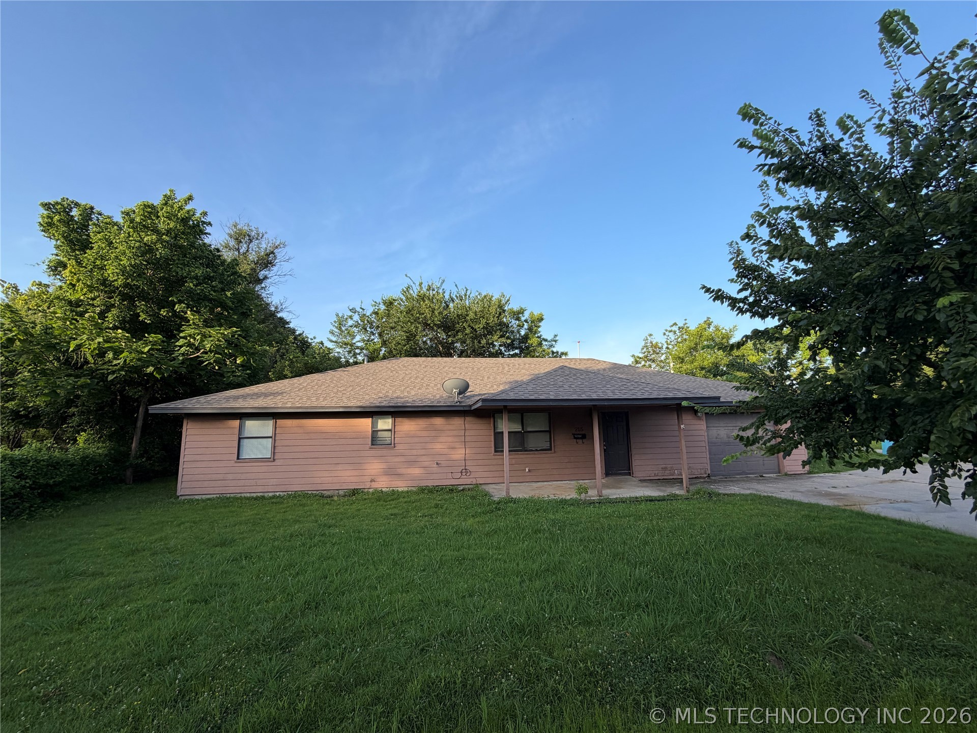 215 NE 7th Street Checotah OK 74426