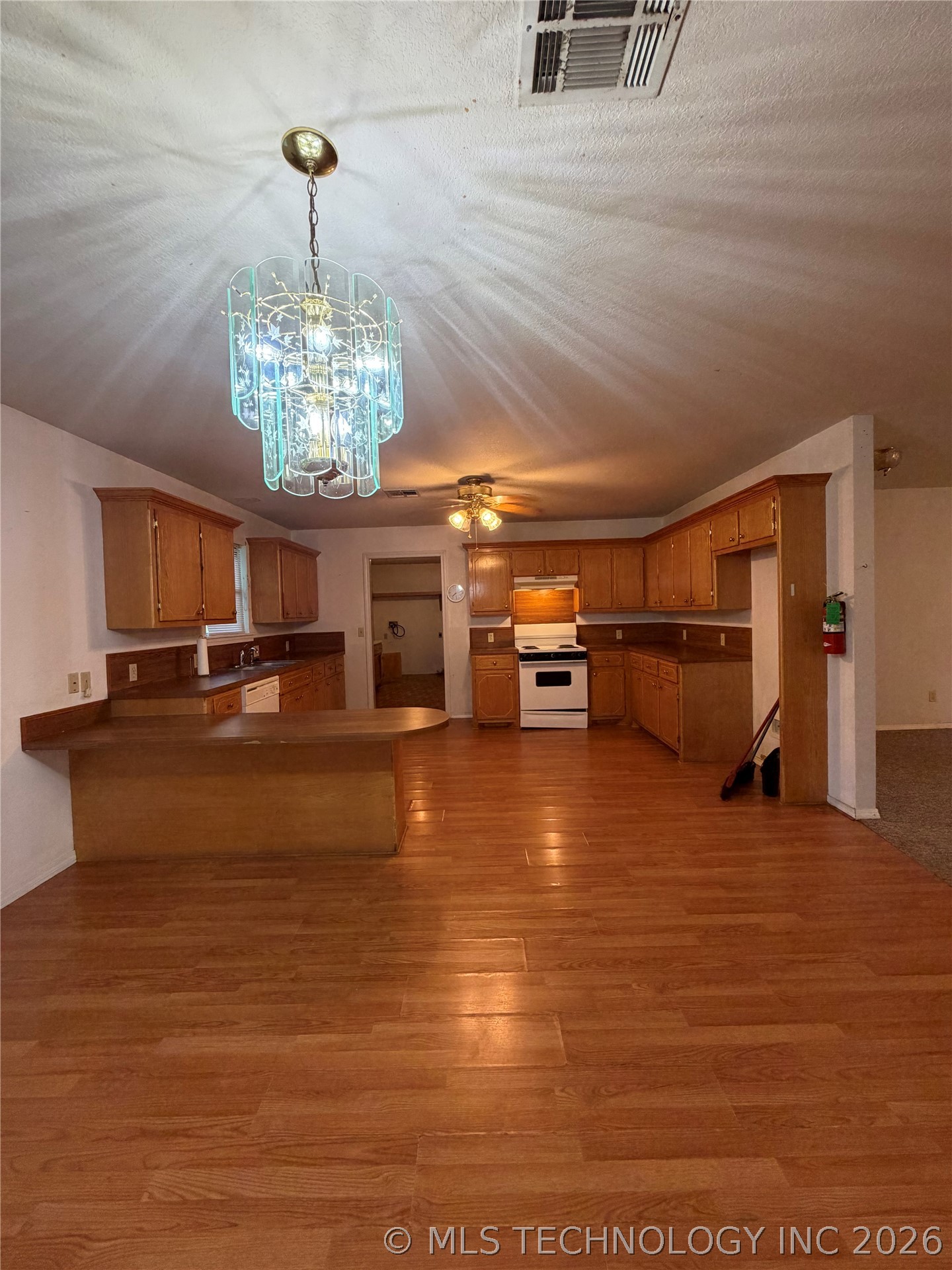 215 NE 7th Street Checotah OK 74426