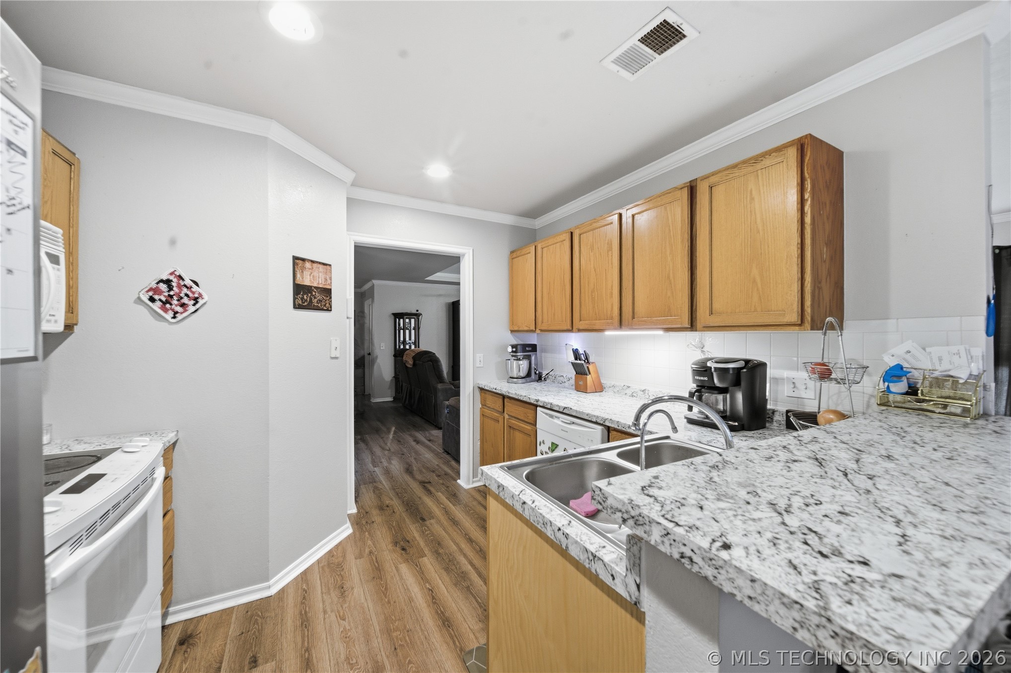 1117 S Marina Drive Oologah OK 74053