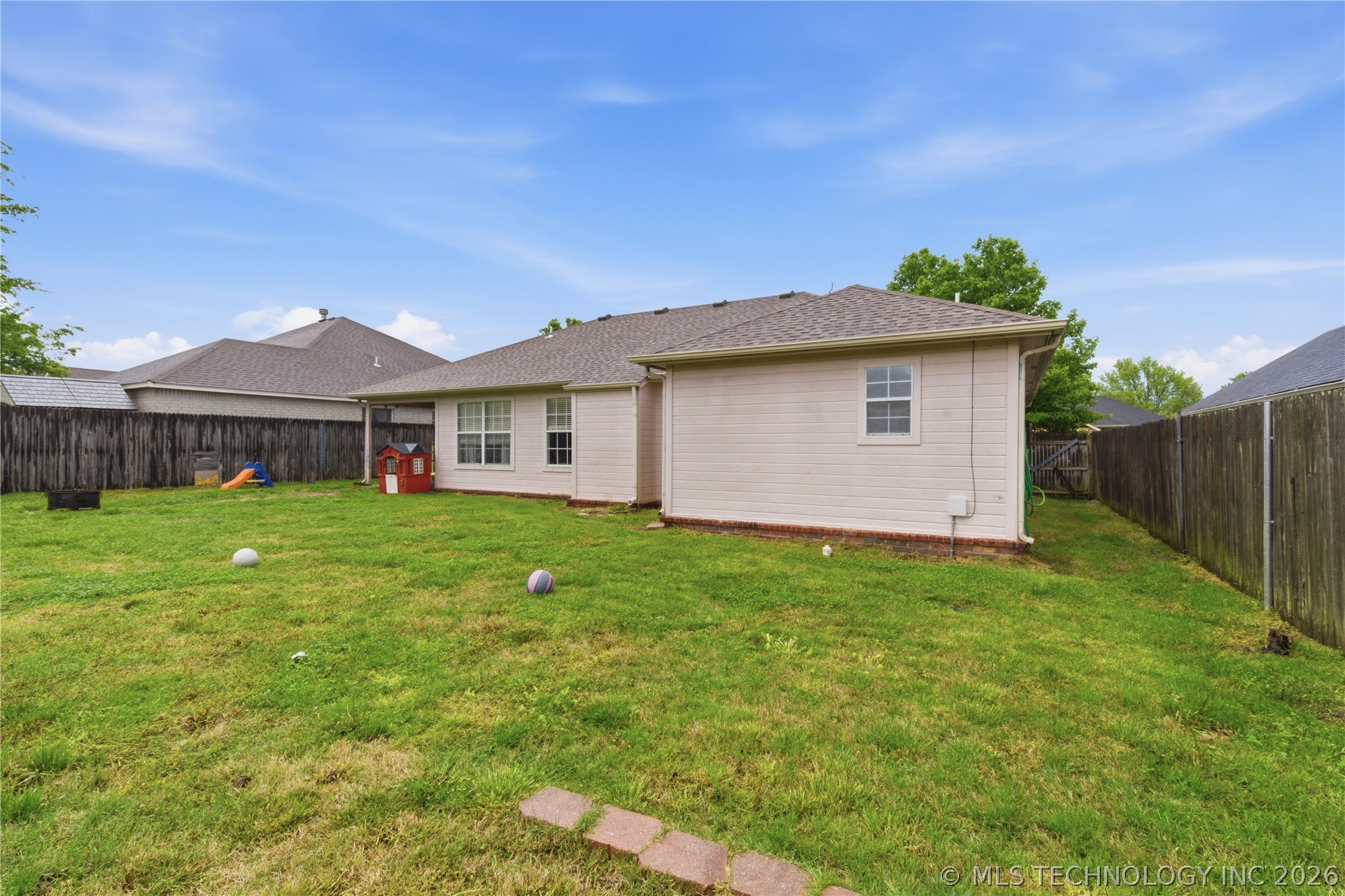 1117 S Marina Drive Oologah OK 74053