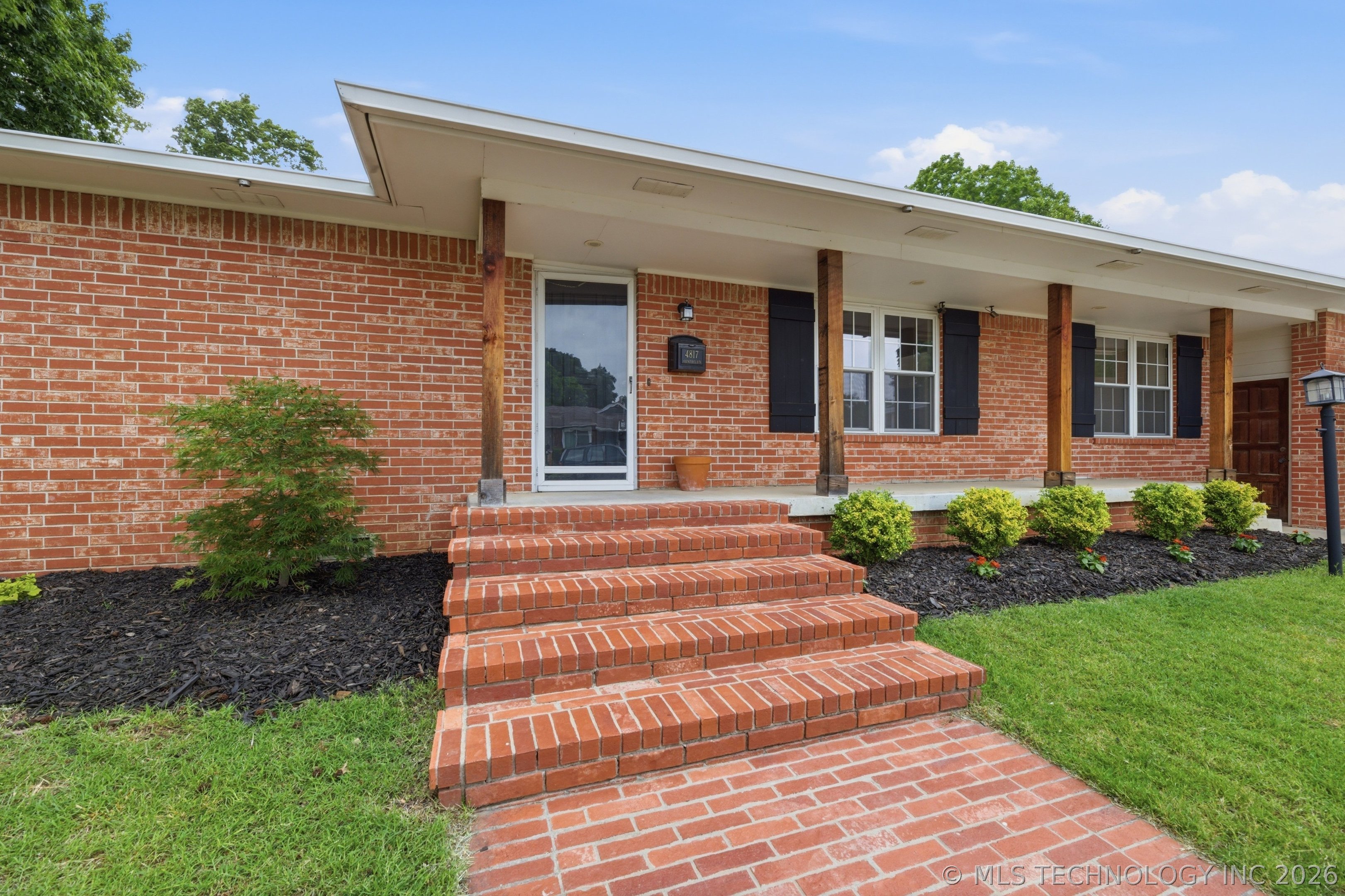 4817 E 25th Place Tulsa OK 74114