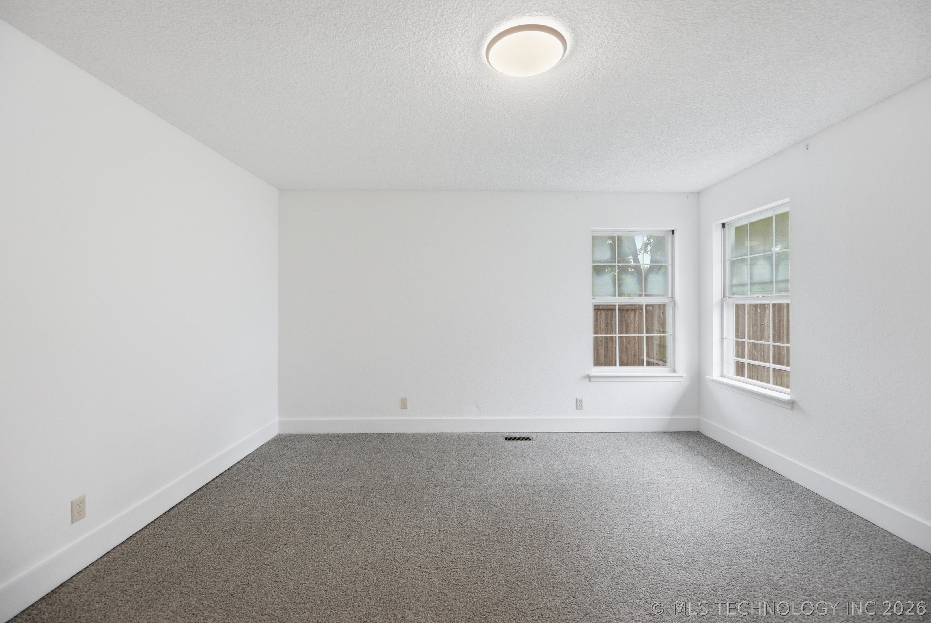 4817 E 25th Place Tulsa OK 74114