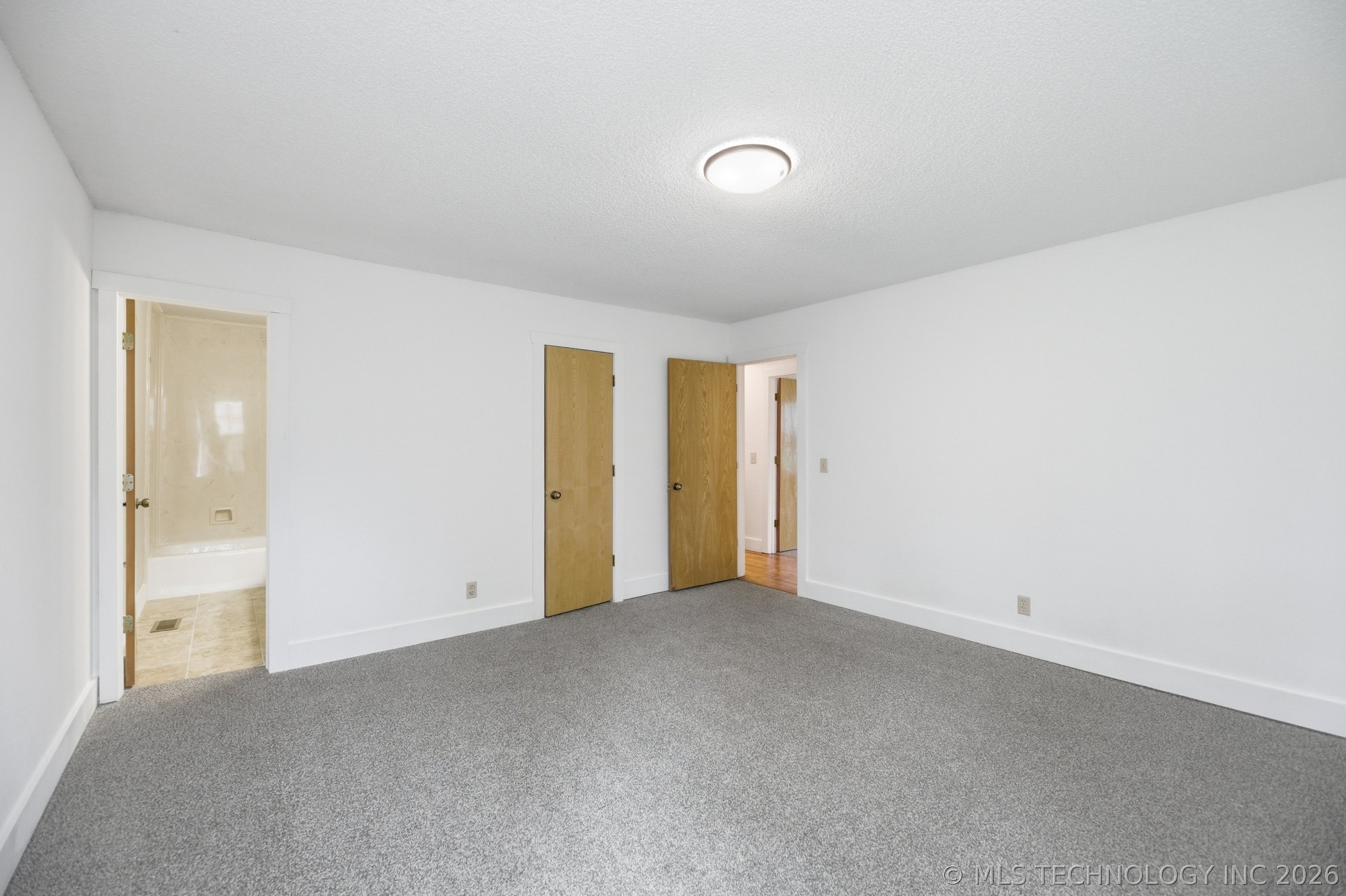 4817 E 25th Place Tulsa OK 74114