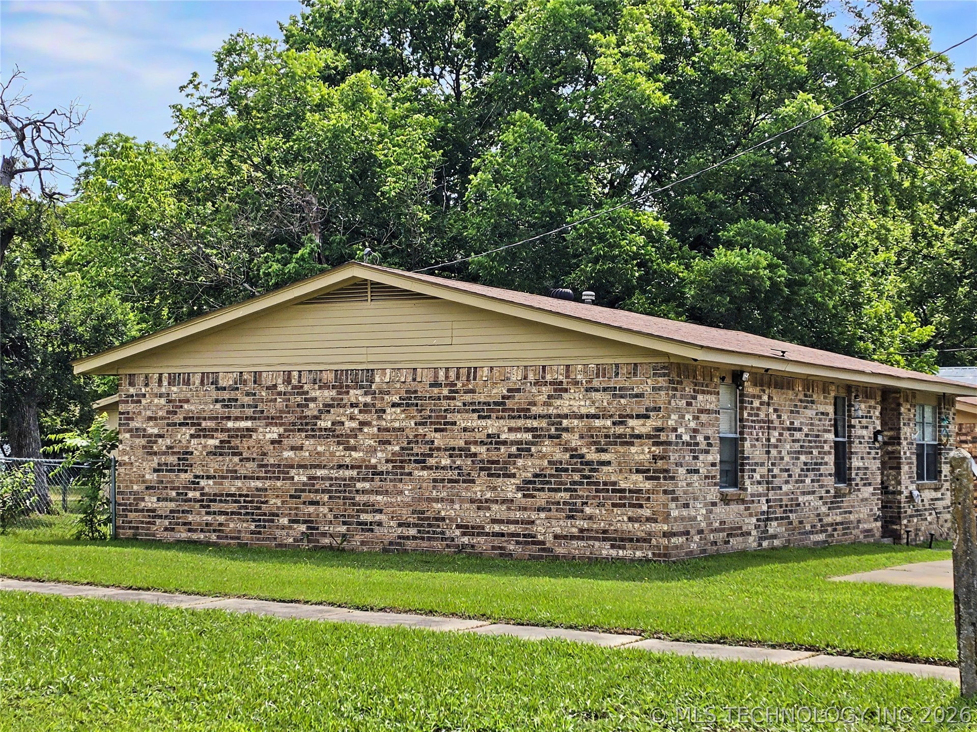 220 W Ross Street Tahlequah OK 74464