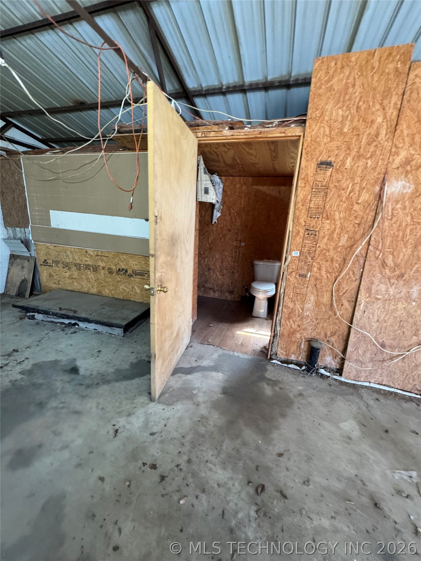 13844 County Road 1560 Ada OK 74820