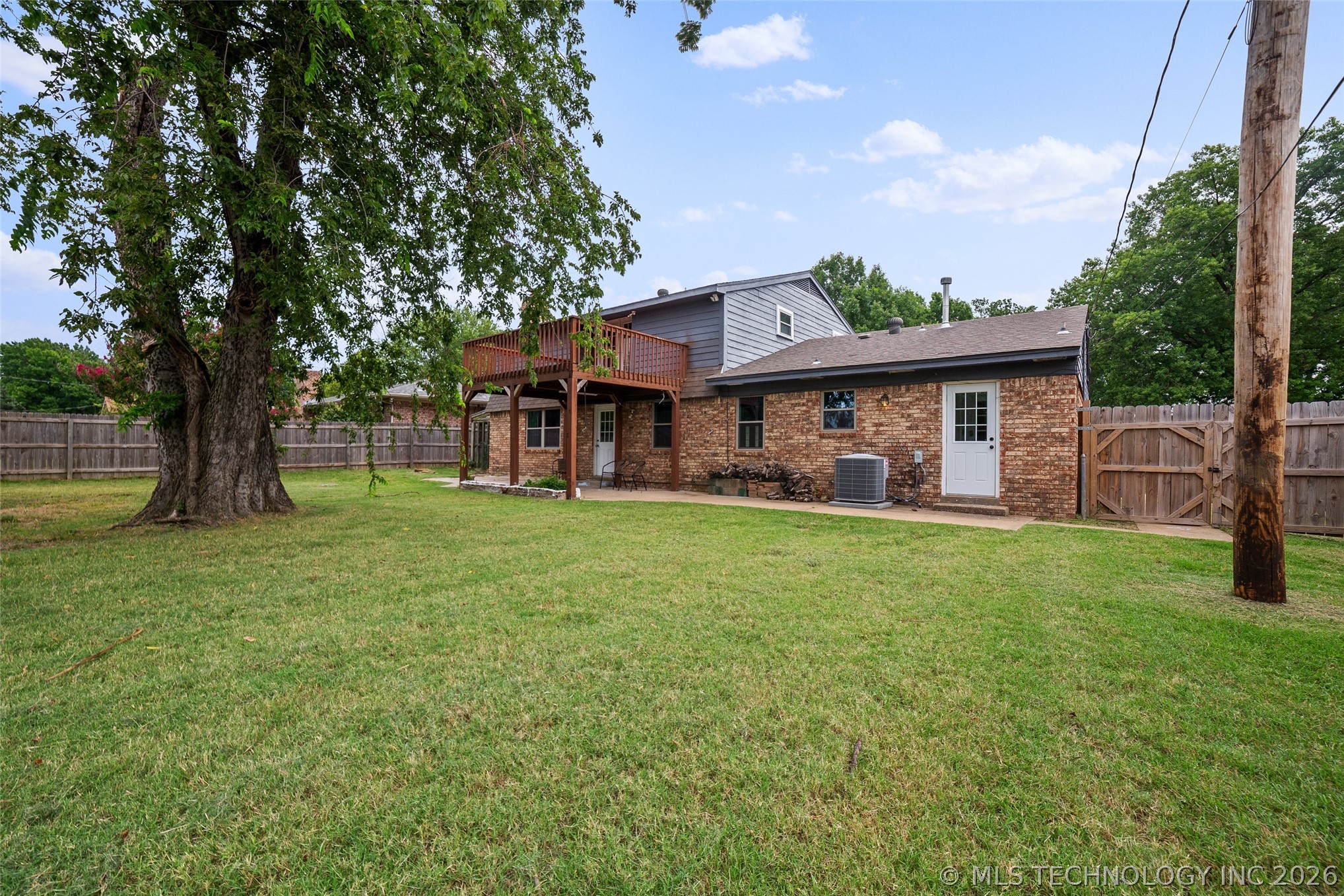 6525 E 56th Place Tulsa OK 74145