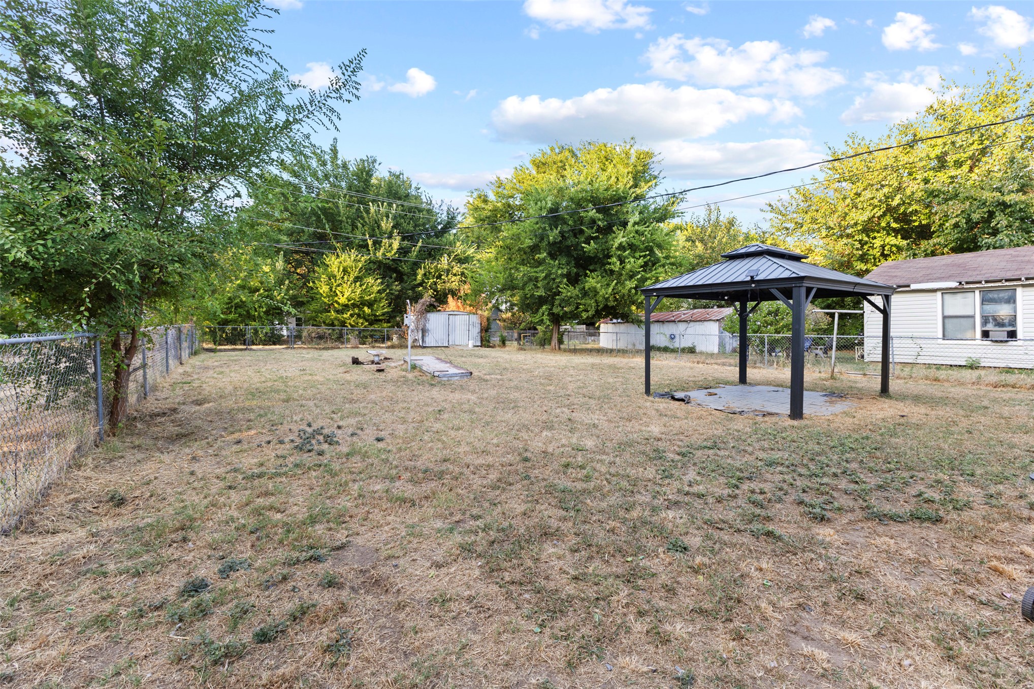 518 W 8th Ada OK 74820