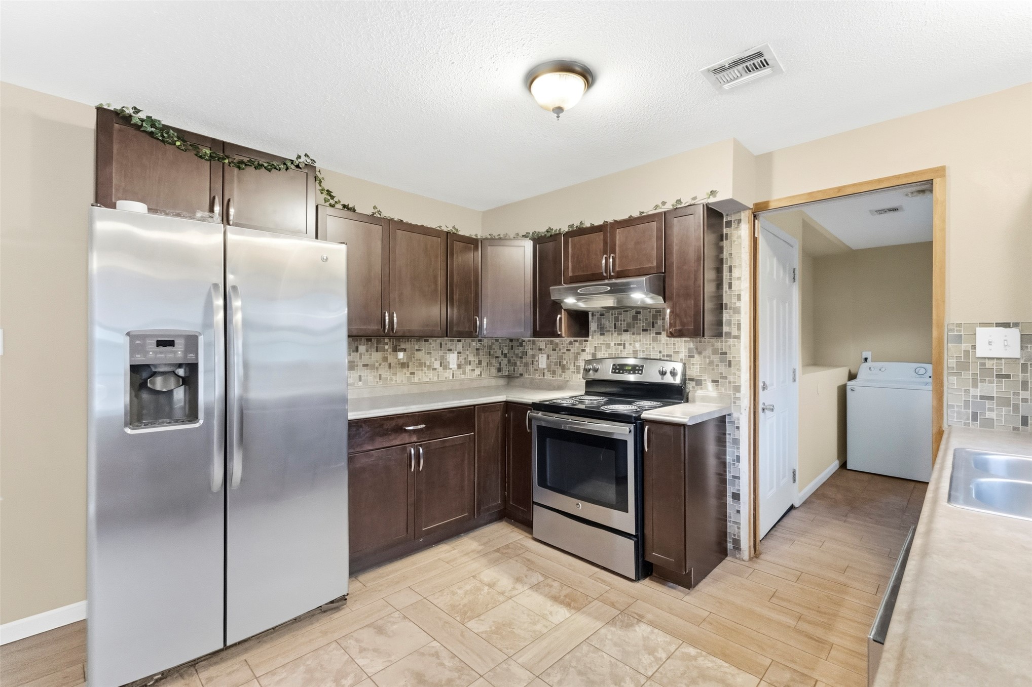518 W 8th Ada OK 74820