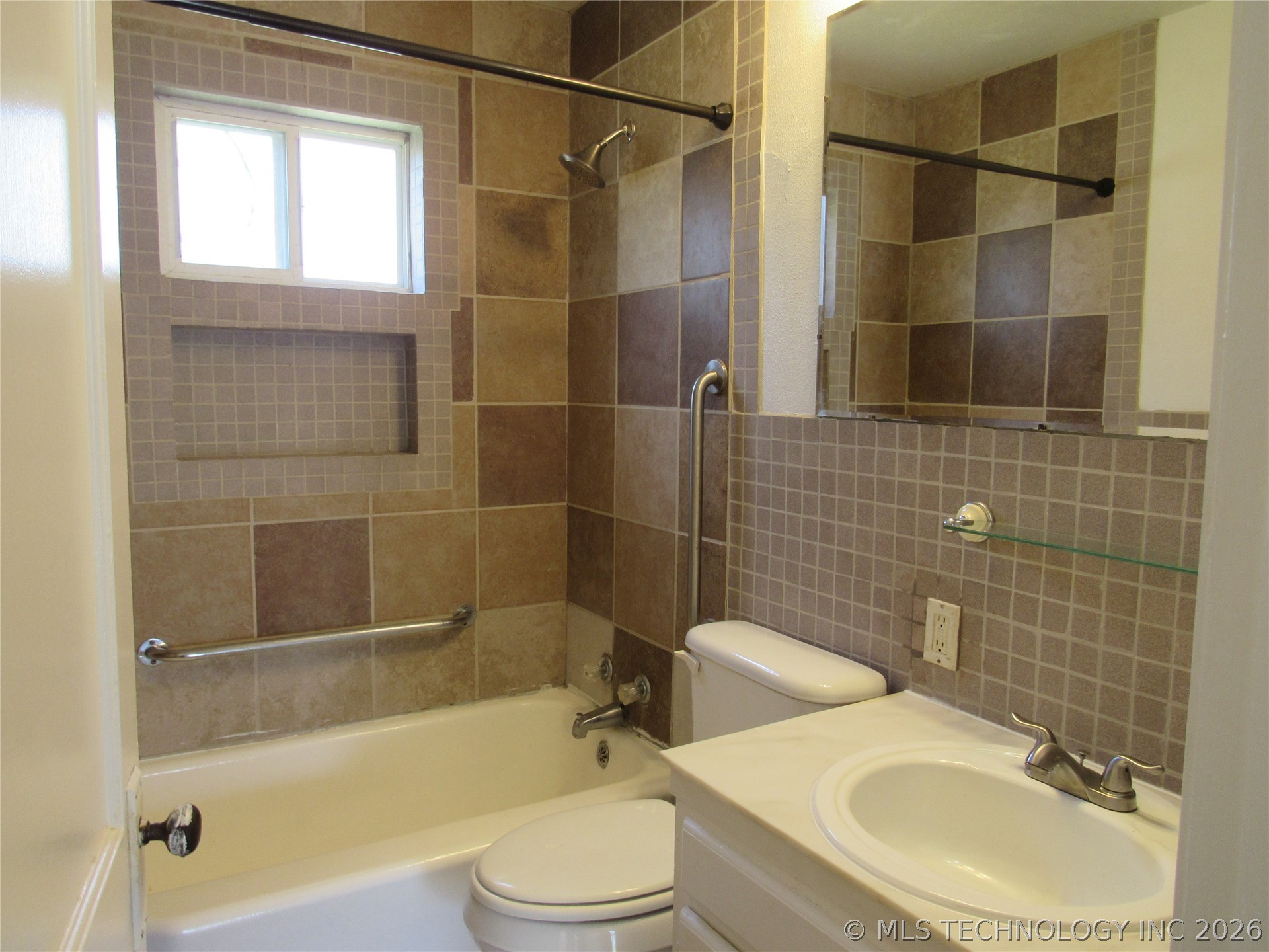 519 N Highland Ada OK 74820