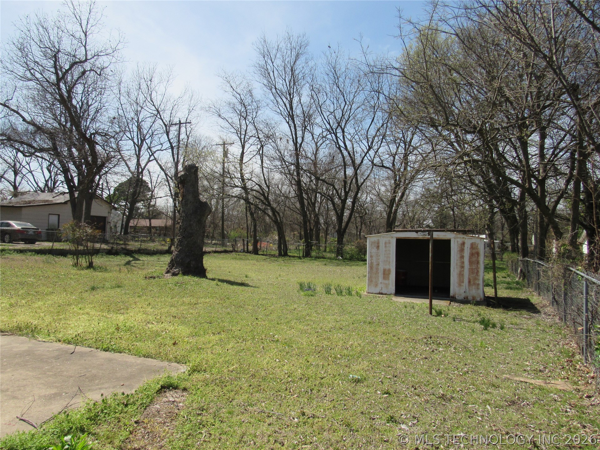 519 N Highland Ada OK 74820