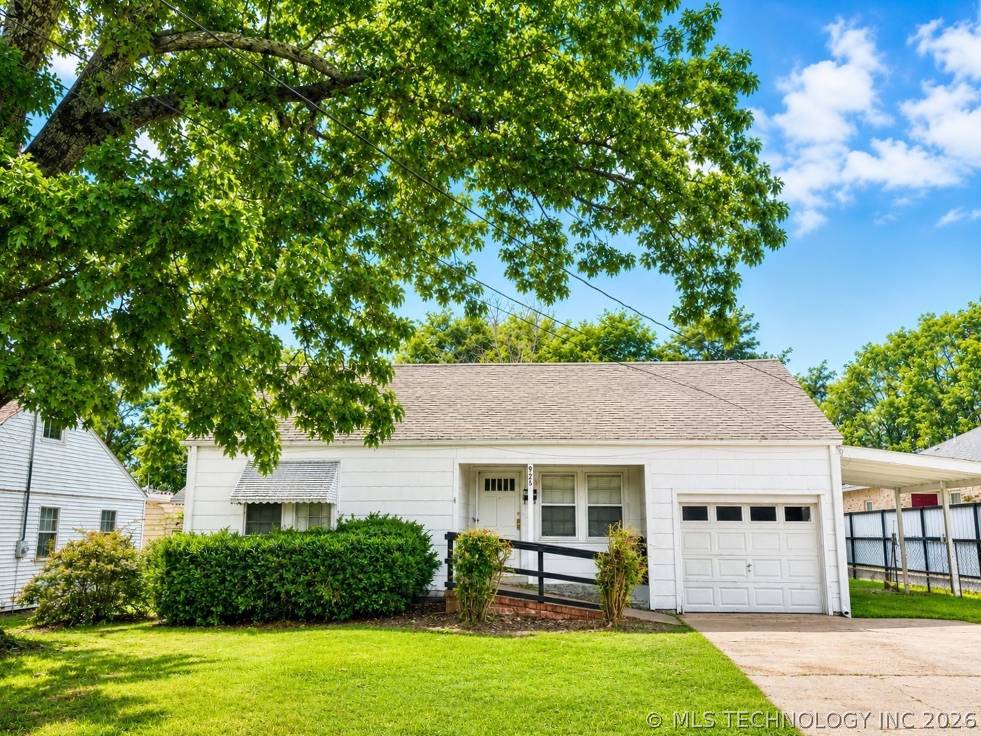 925 Callie Avenue Tahlequah OK 74464