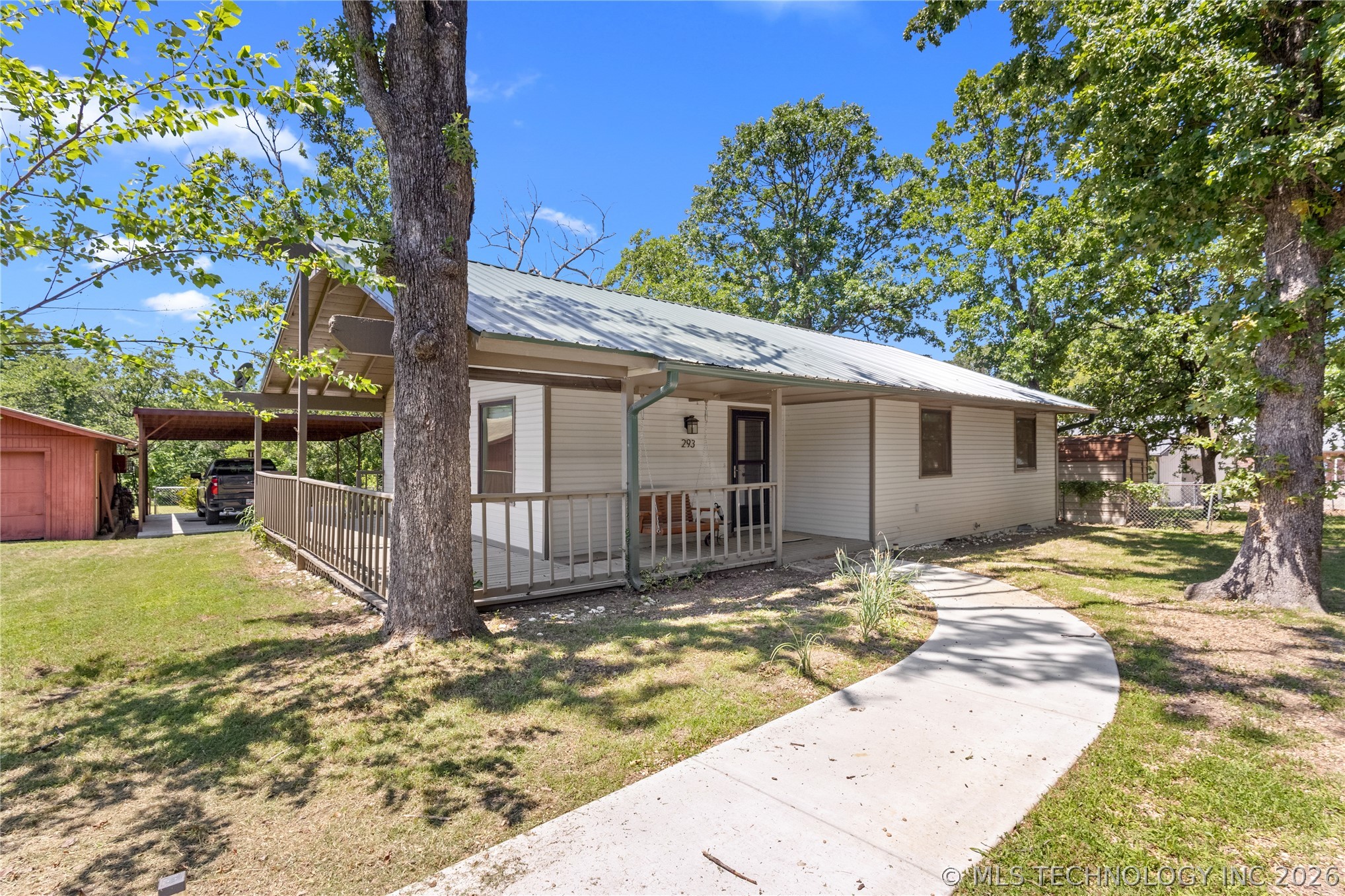 293 Kiamichi Eufaula OK 74432