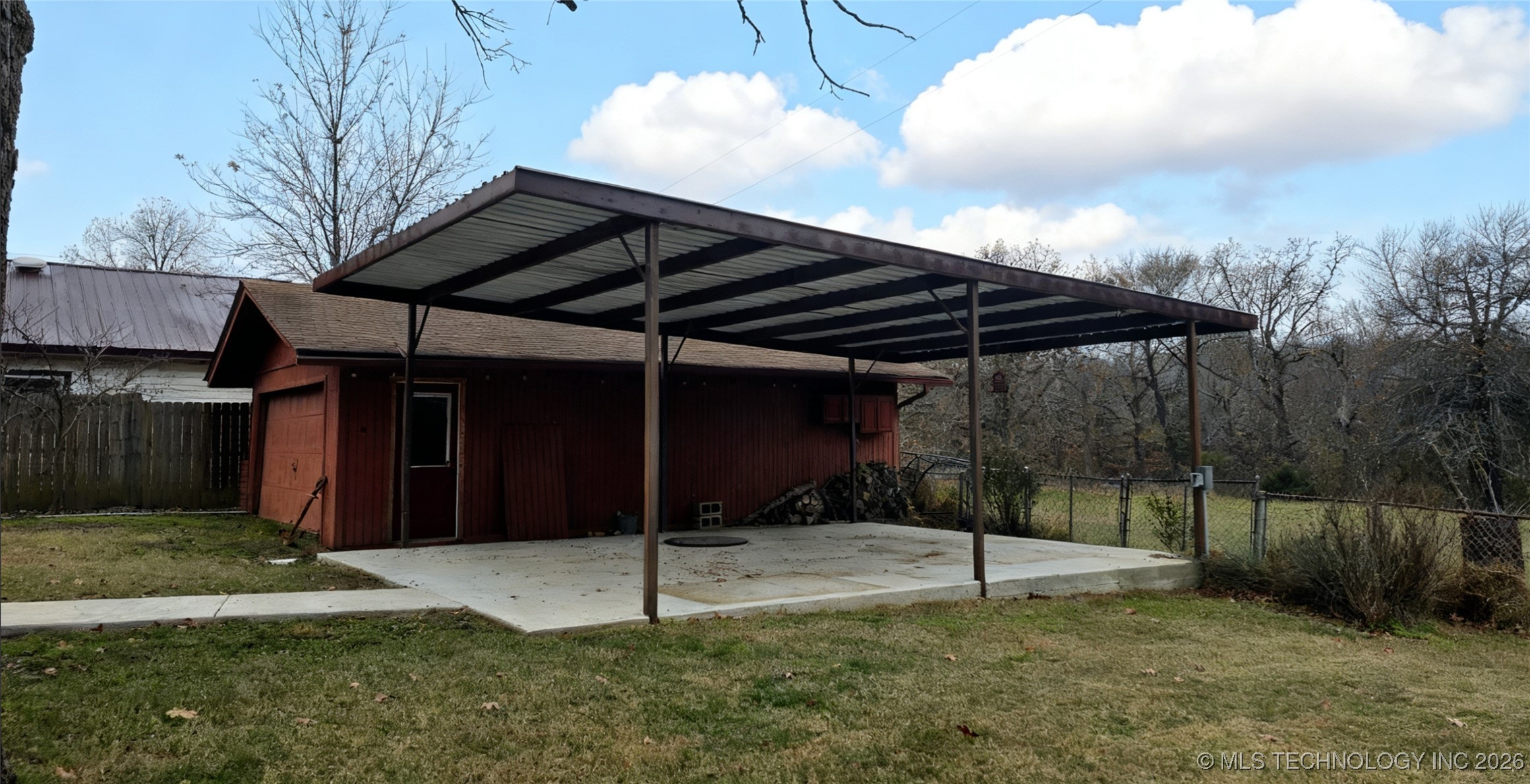 293 Kiamichi Eufaula OK 74432