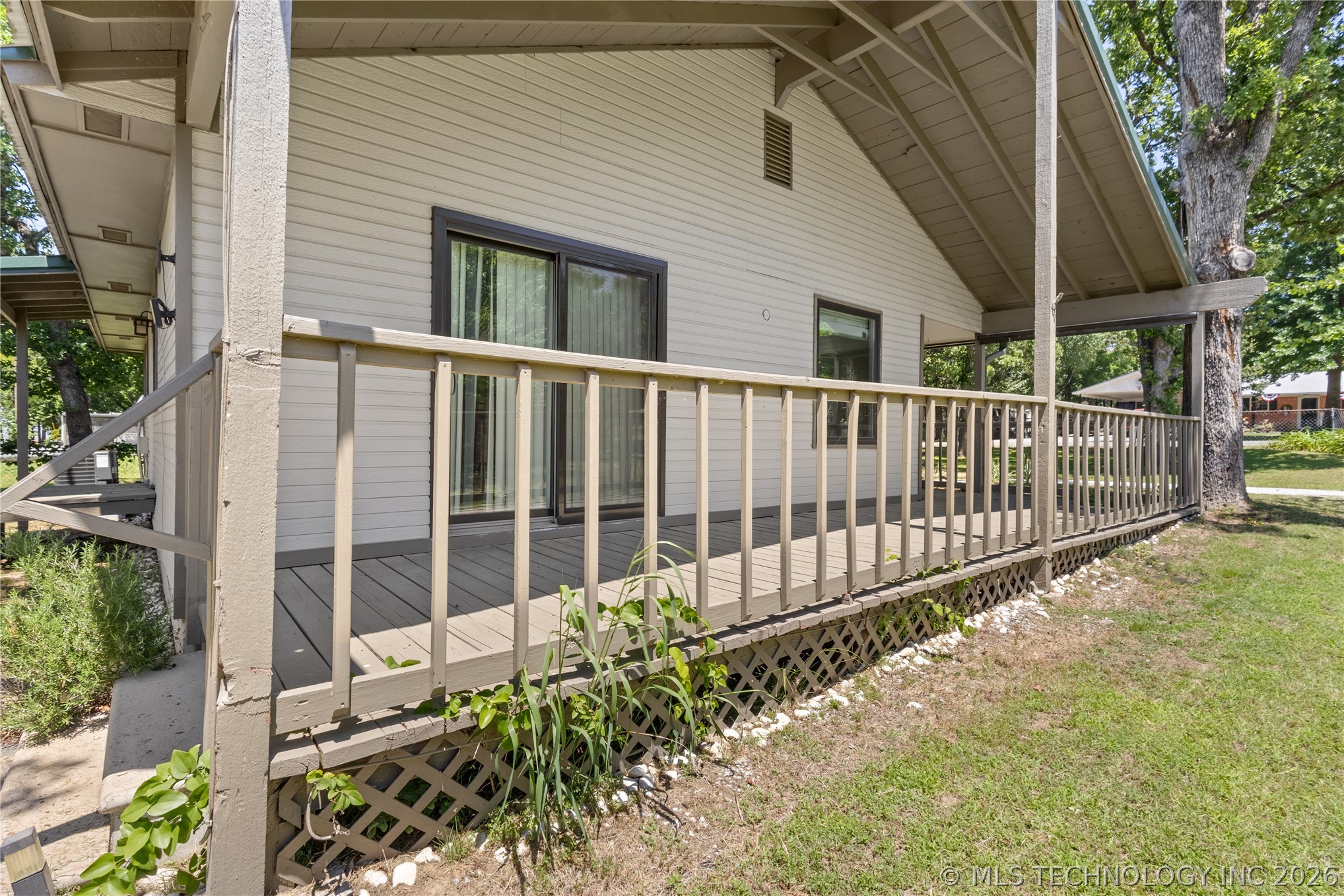 293 Kiamichi Eufaula OK 74432