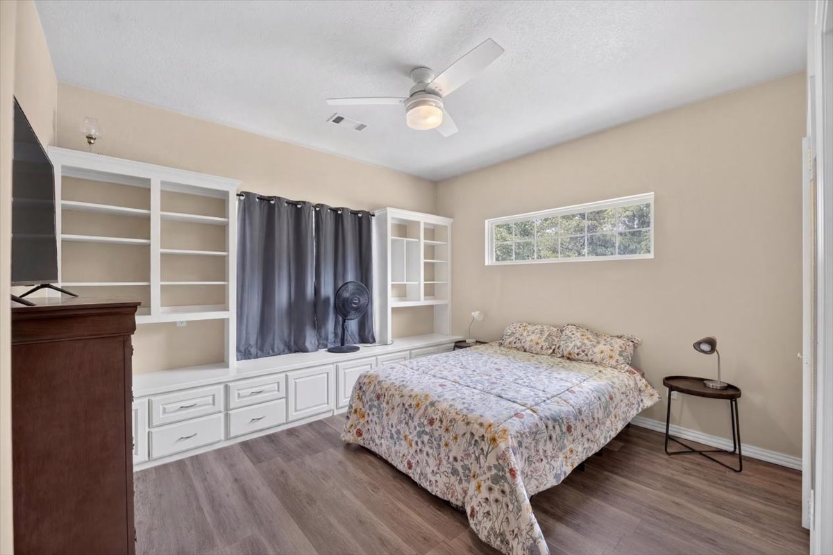 34800 Wolf Trail Wister OK 74966