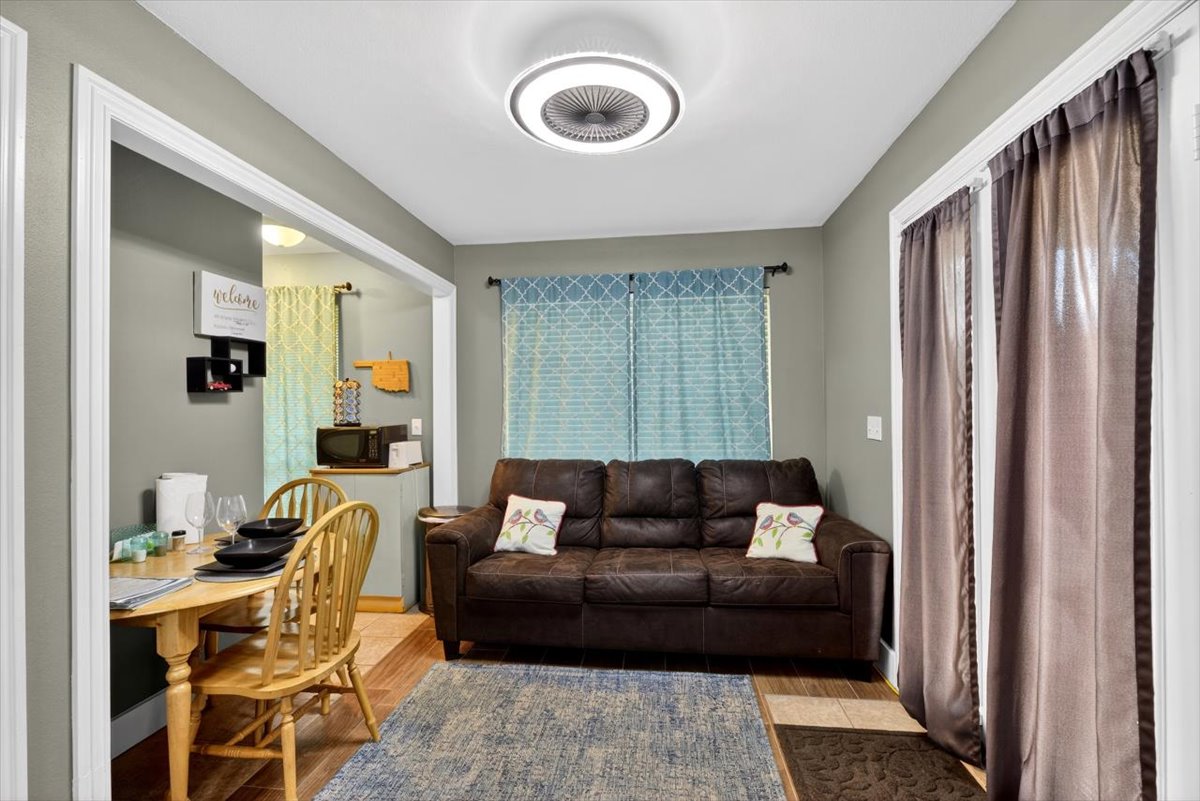 34800 Wolf Trail Wister OK 74966
