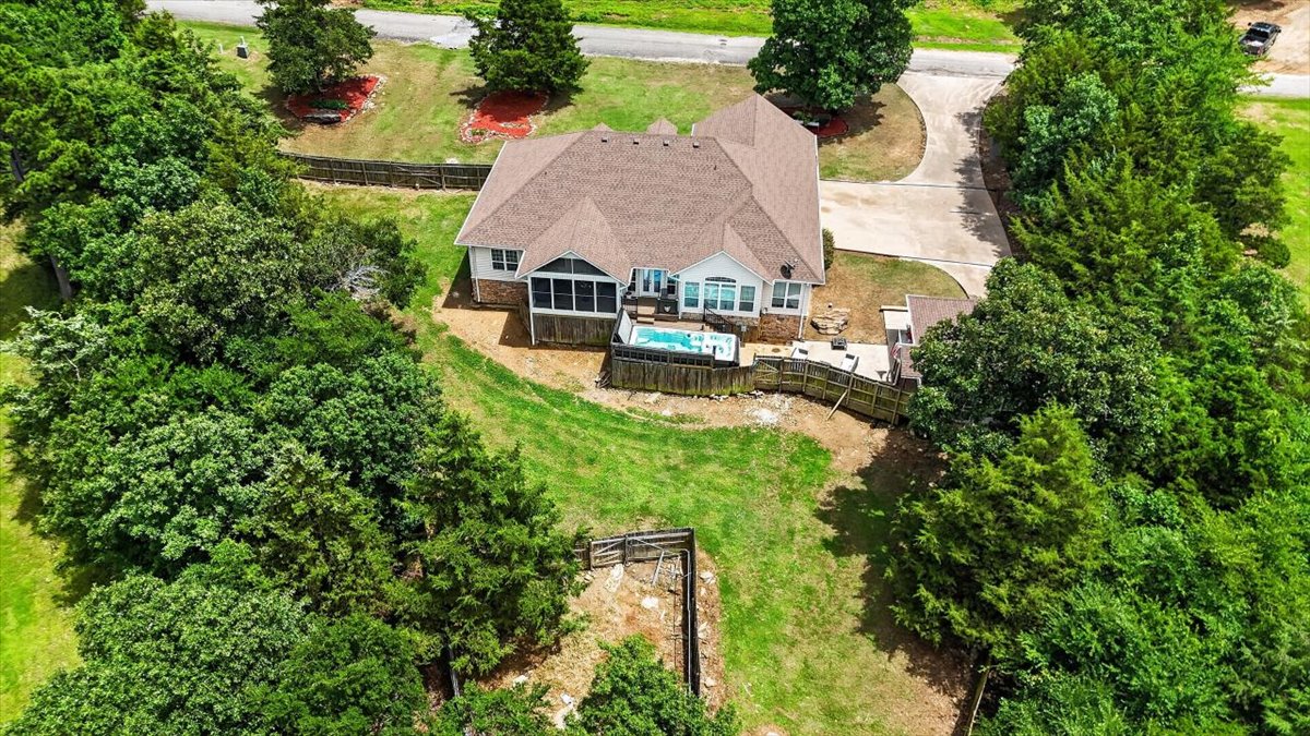 34800 Wolf Trail Wister OK 74966