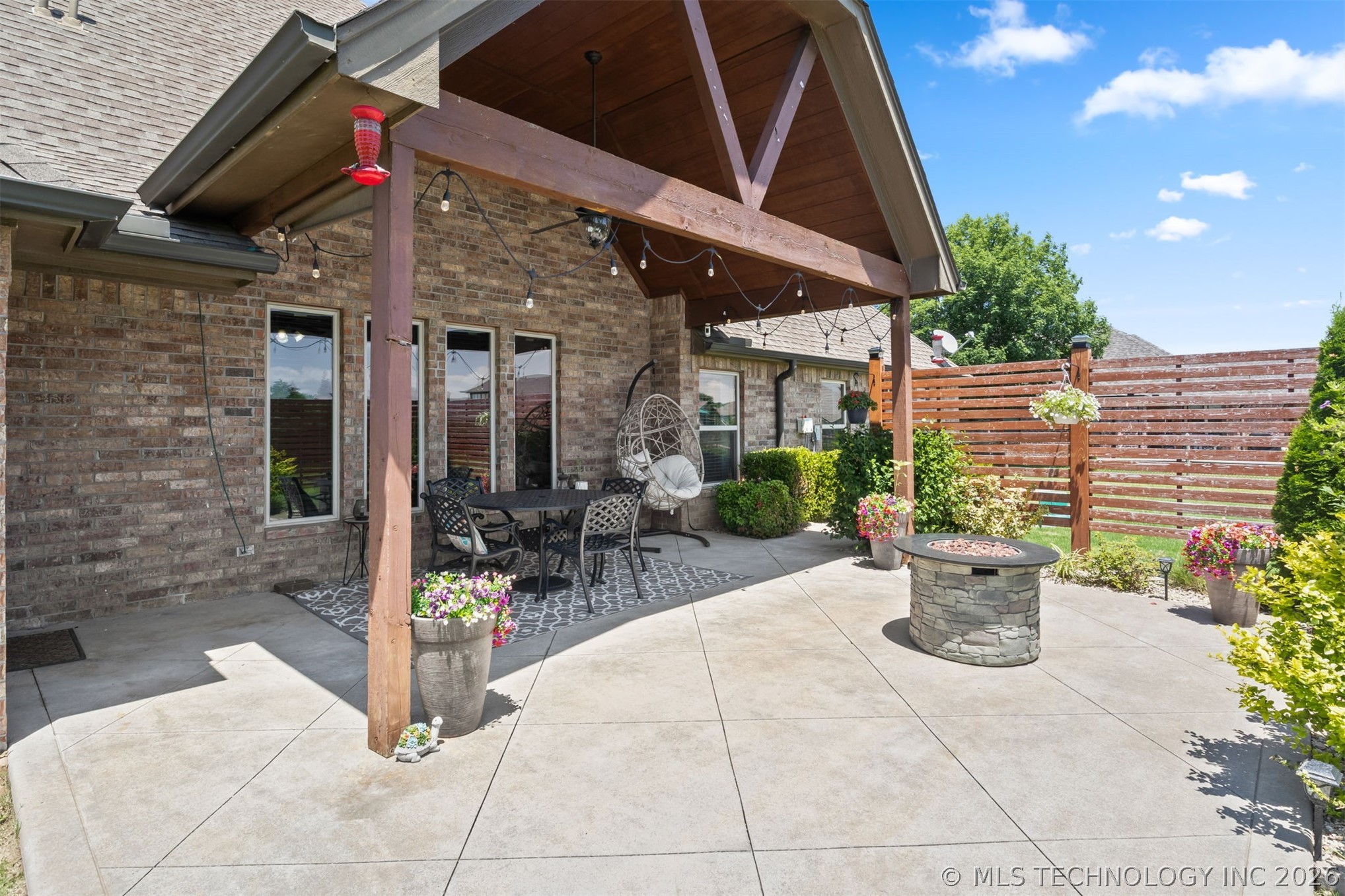 5100 E Hickory Bluff Drive Claremore OK 74019