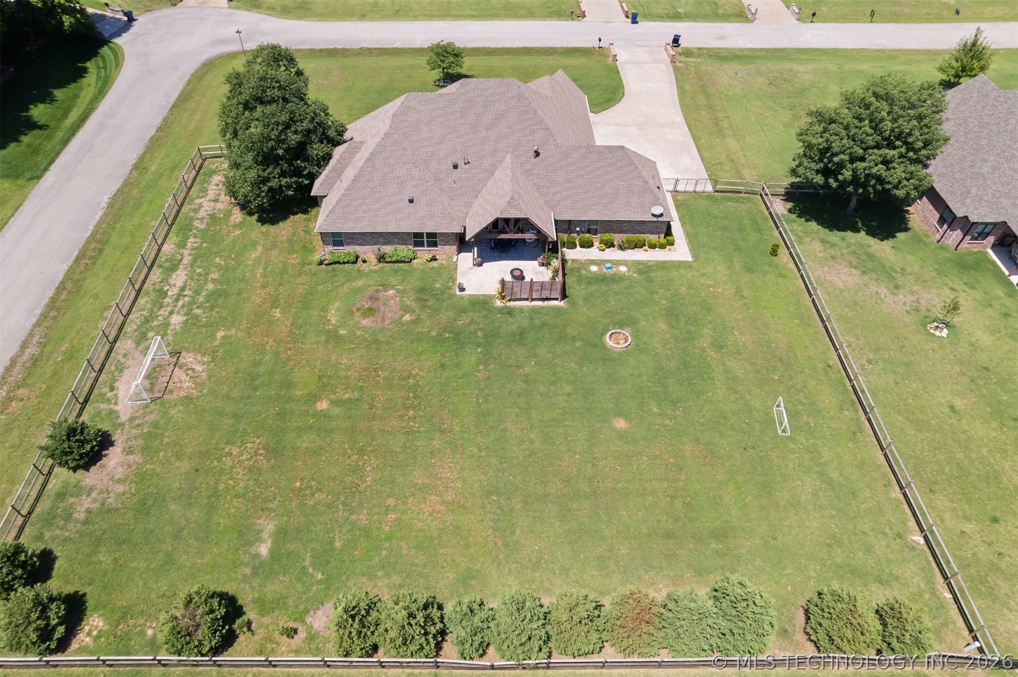 5100 E Hickory Bluff Drive Claremore OK 74019