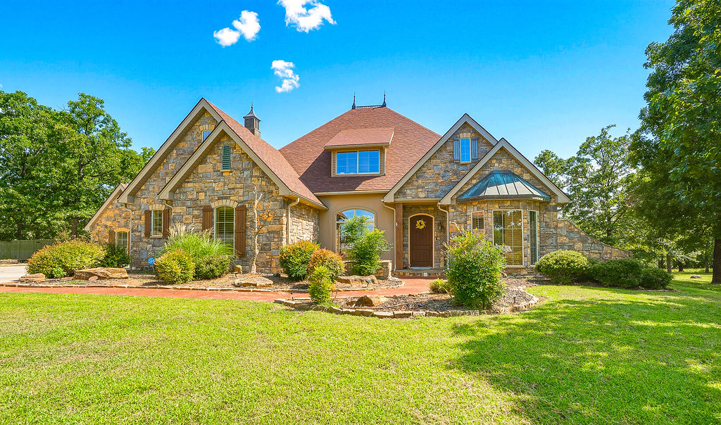 1202 Walker Circle Ada OK 74820